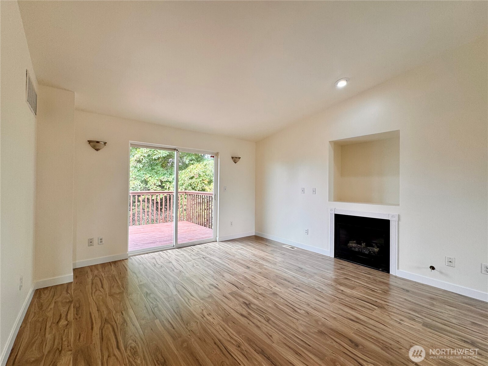 1711 S 53rd Street Property Photo 3