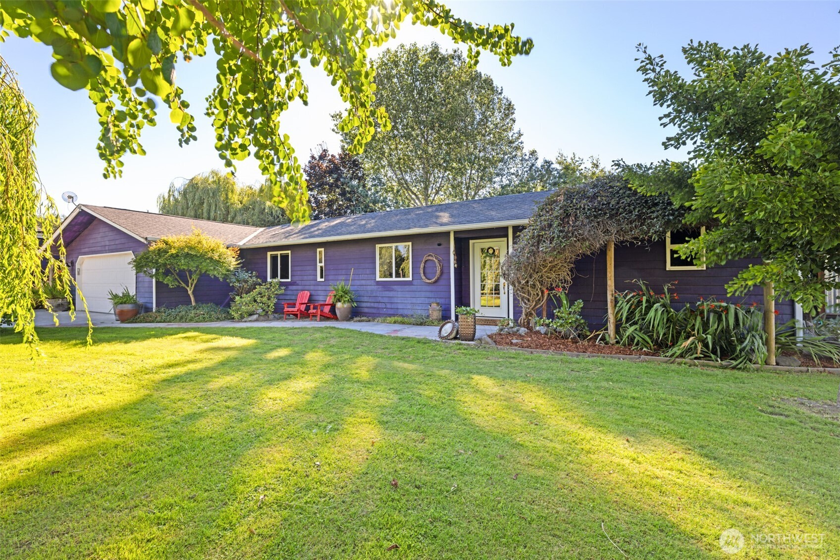 330 Bell Bottom Road Property Photo 2