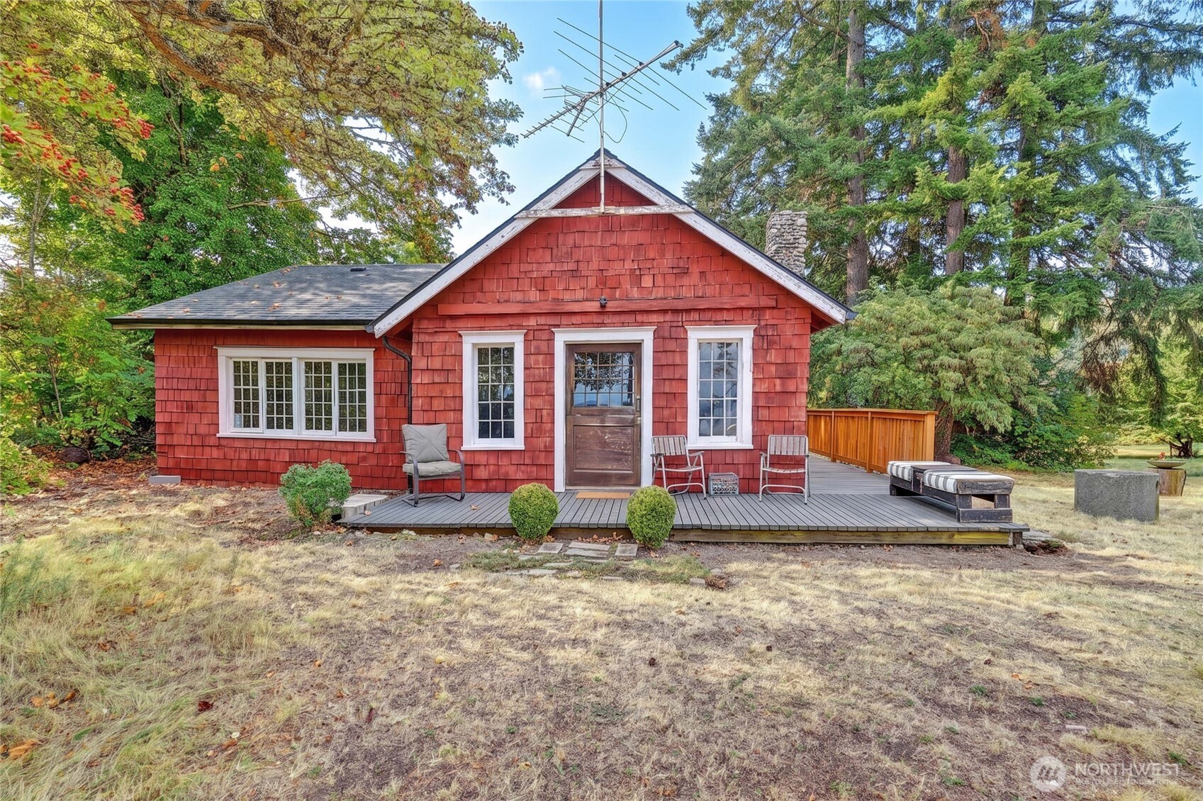 17932 Marine Drive Property Photo 5