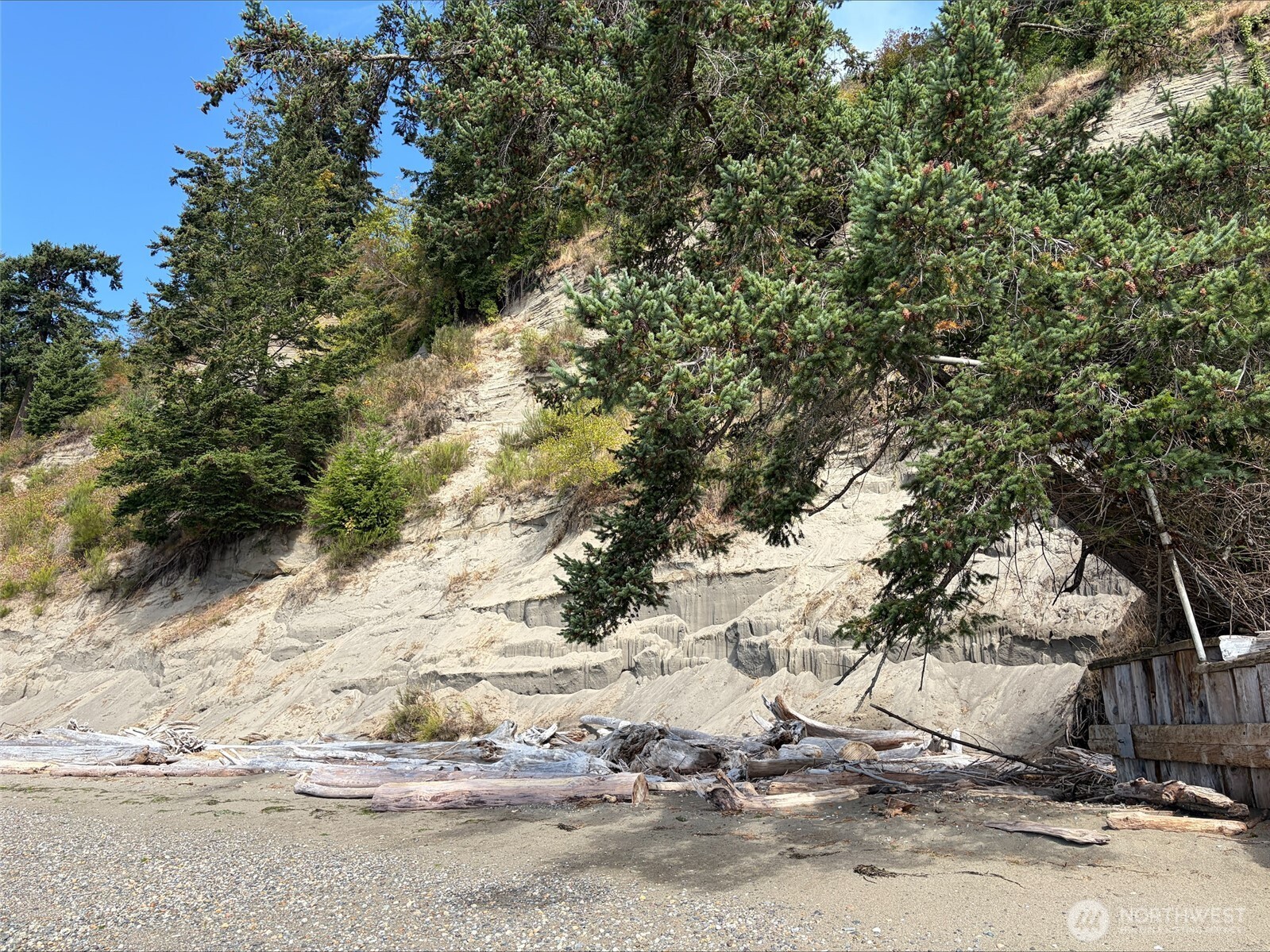 17932 Marine Drive Property Photo 8