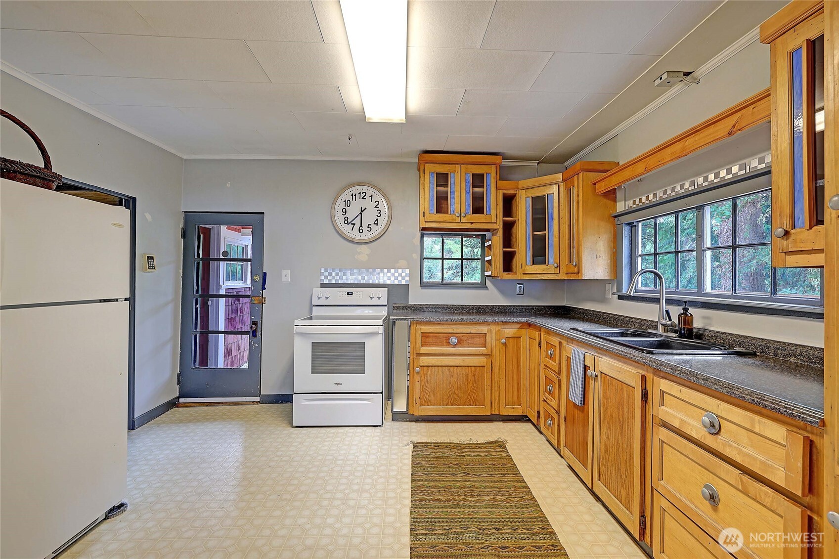 17932 Marine Drive Property Photo 11