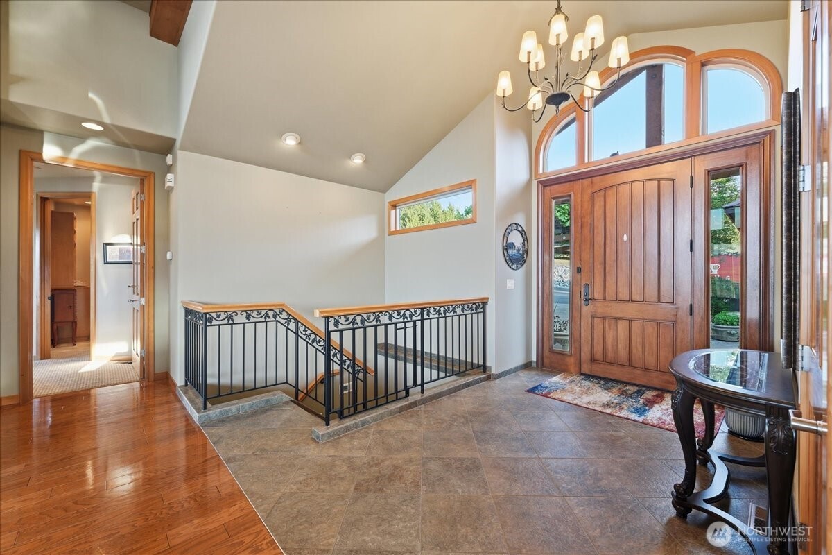 825 Hawks Meadow Road Property Photo 8