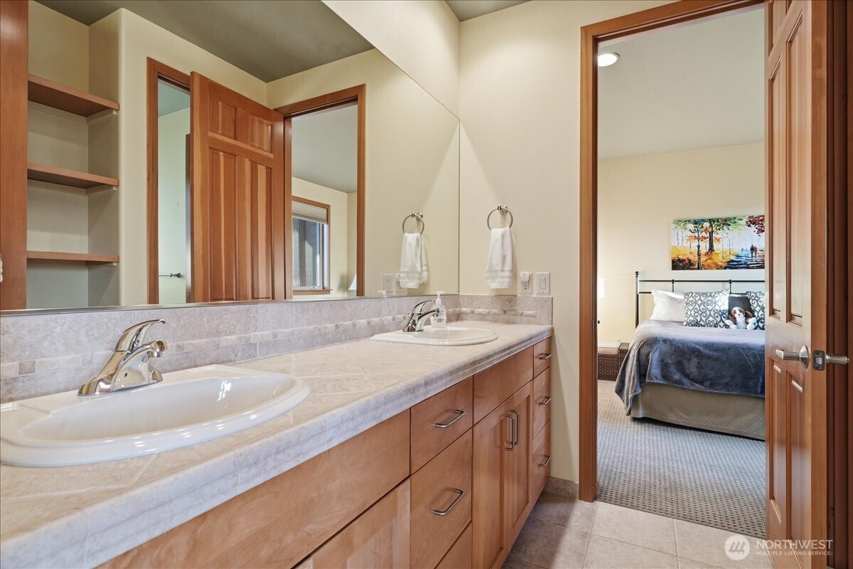 825 Hawks Meadow Road Property Photo 24