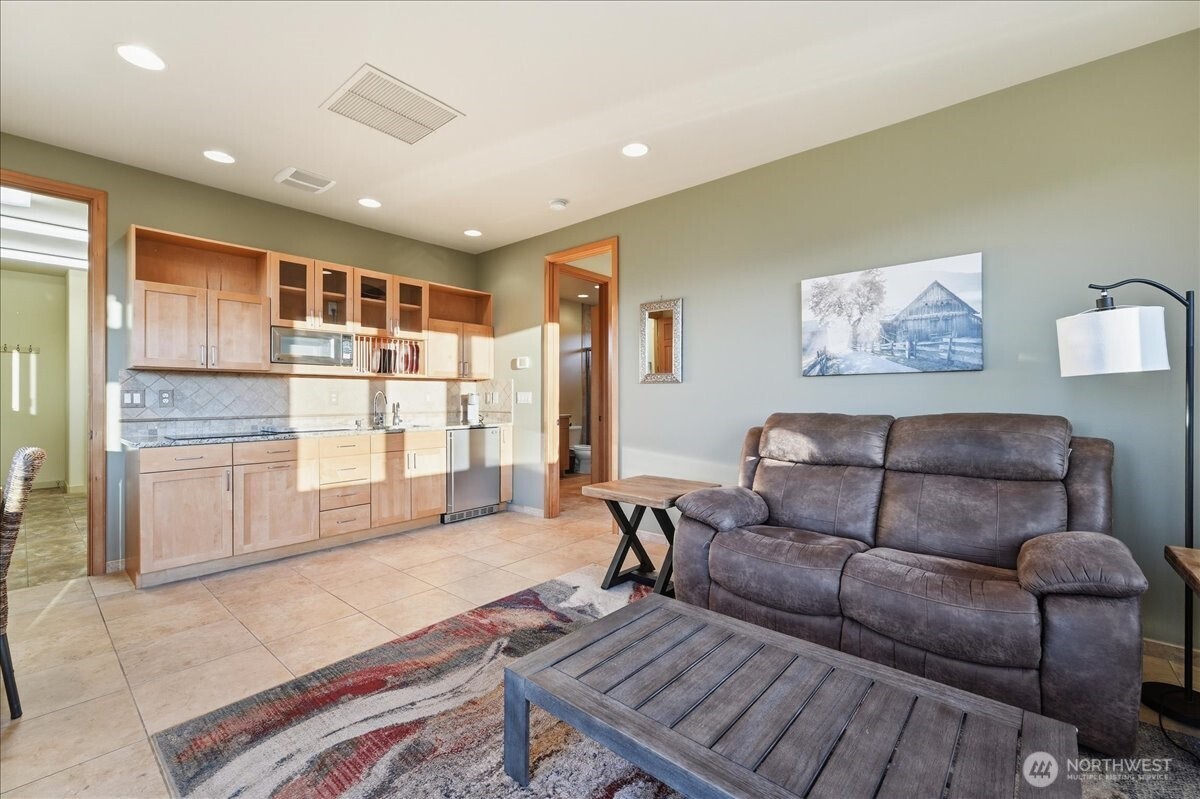 825 Hawks Meadow Road Property Photo 30