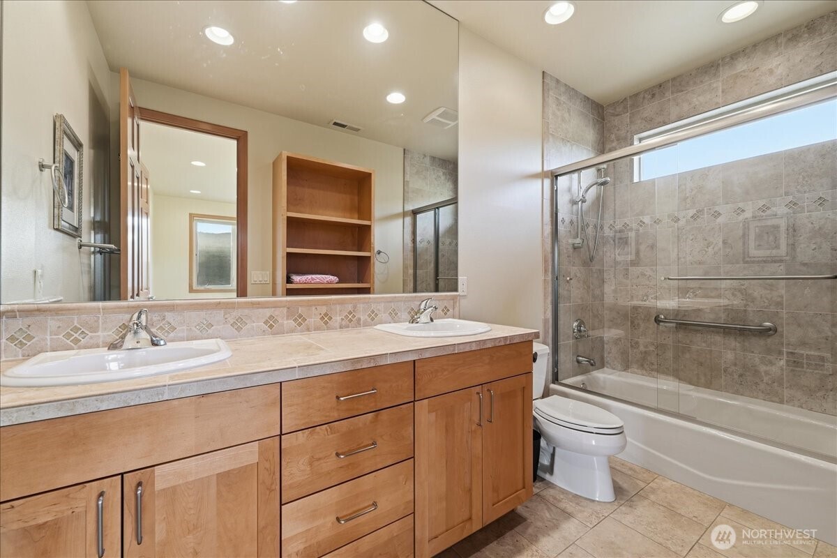 825 Hawks Meadow Road Property Photo 32