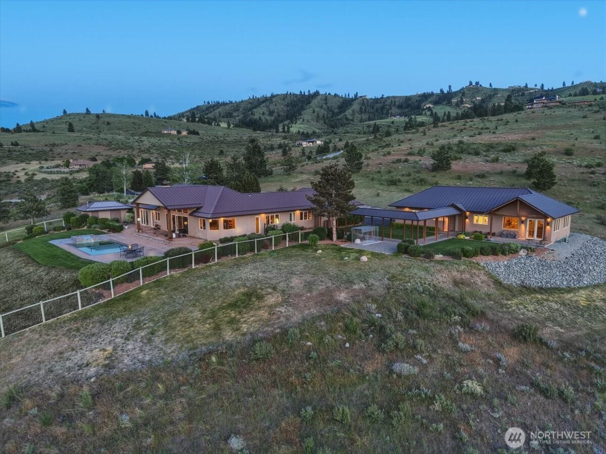 825 Hawks Meadow Road Property Photo 33