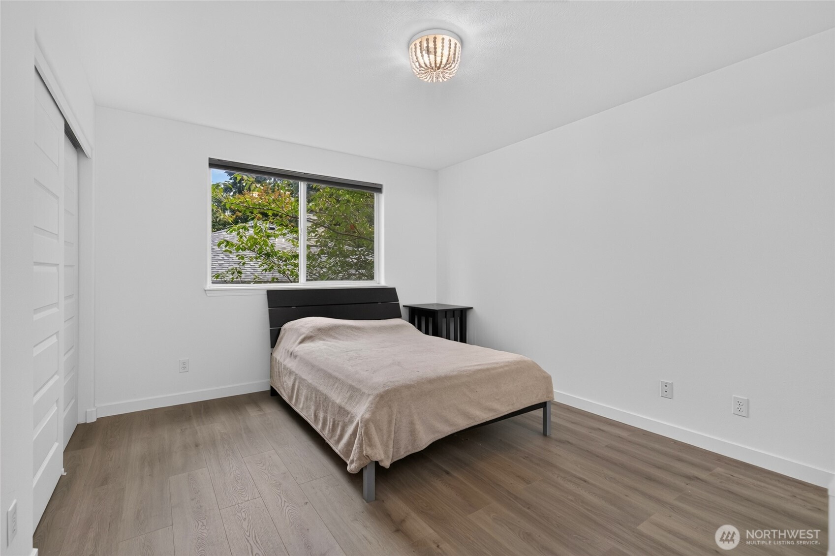 12730 15th Avenue Property Photo 13