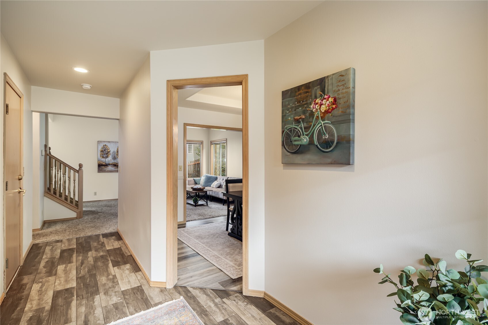 6811 Shady Grove Place Property Photo 7