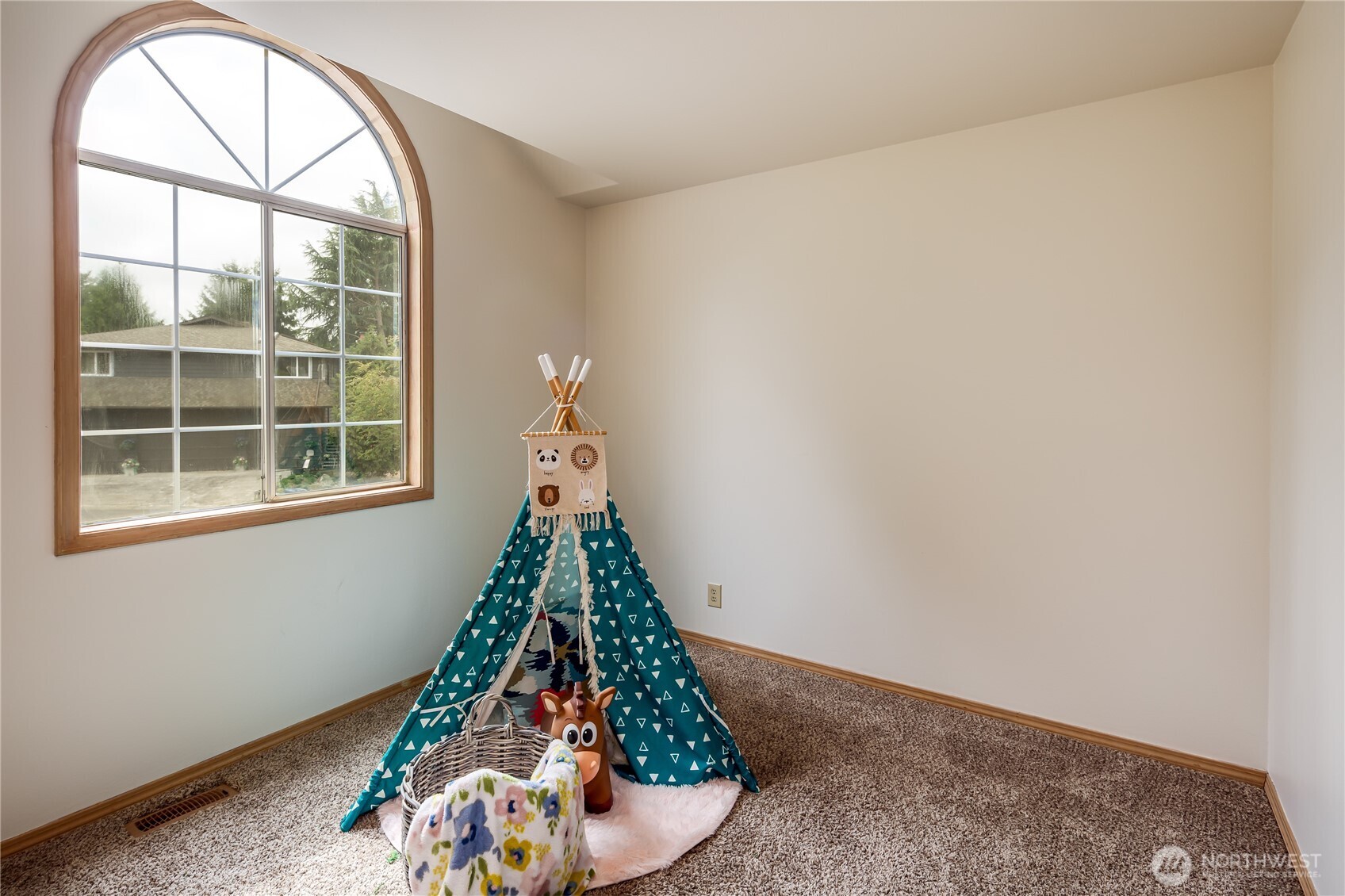 6811 Shady Grove Place Property Photo 30