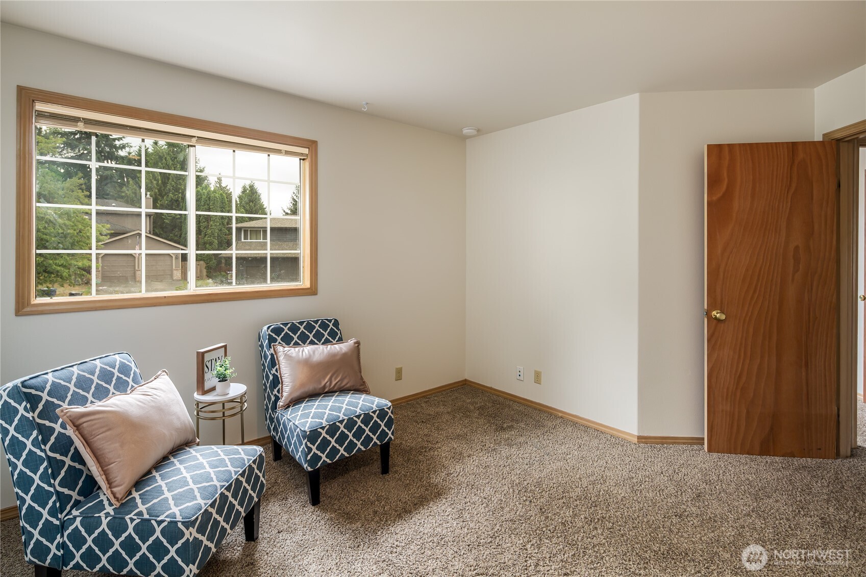 6811 Shady Grove Place Property Photo 31