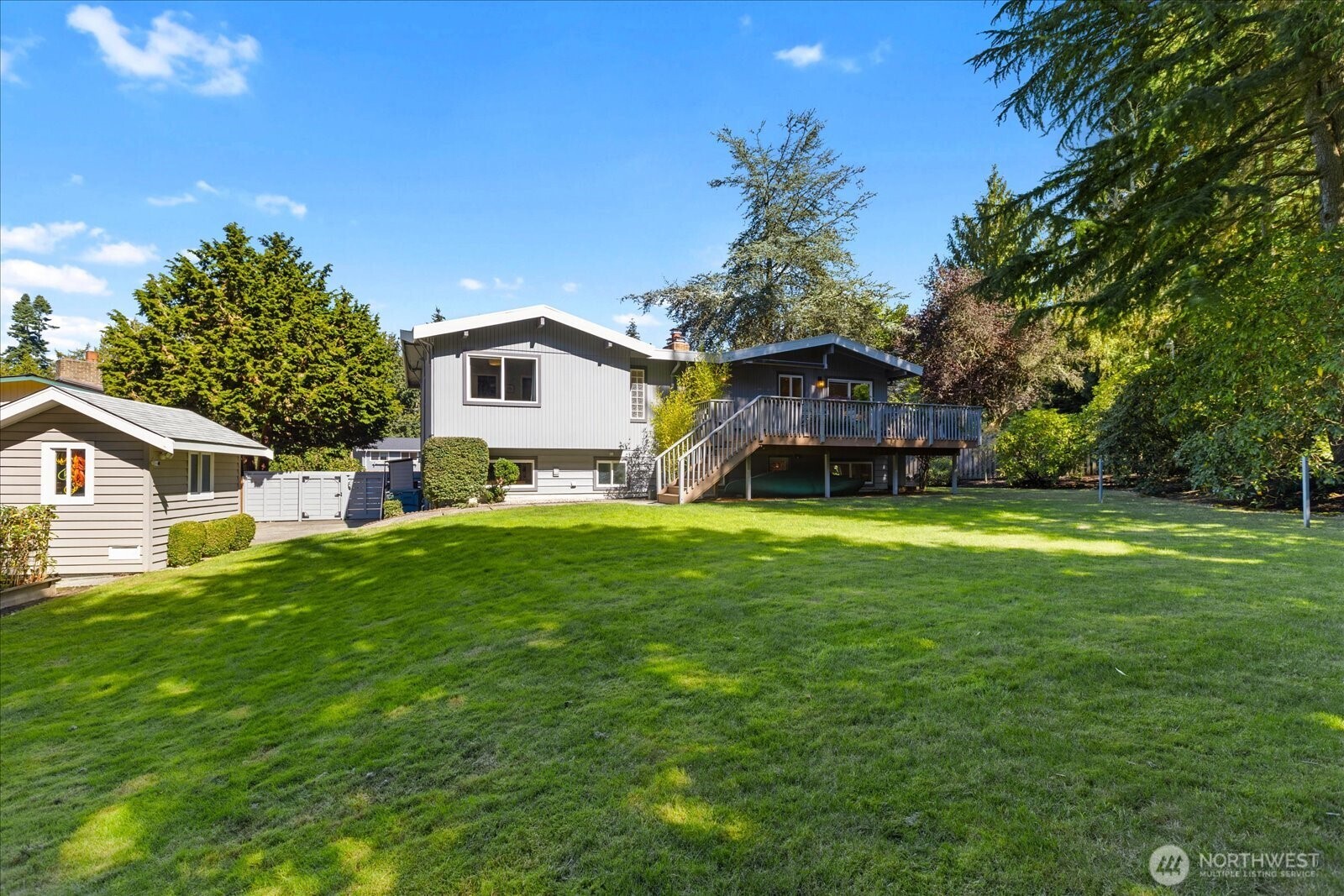 8614 193rd Place Property Photo 32