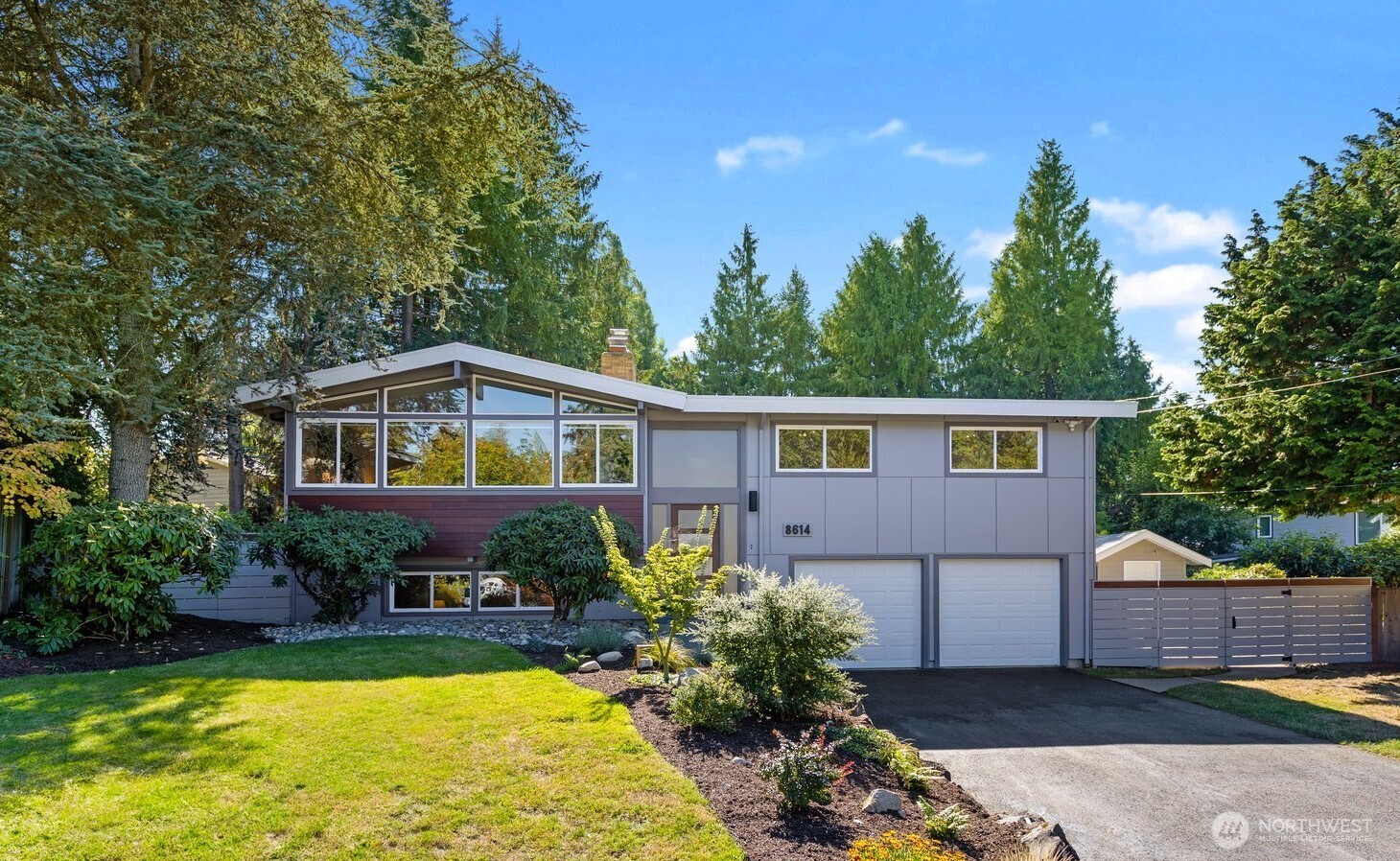 8614 193rd Place Property Photo 36