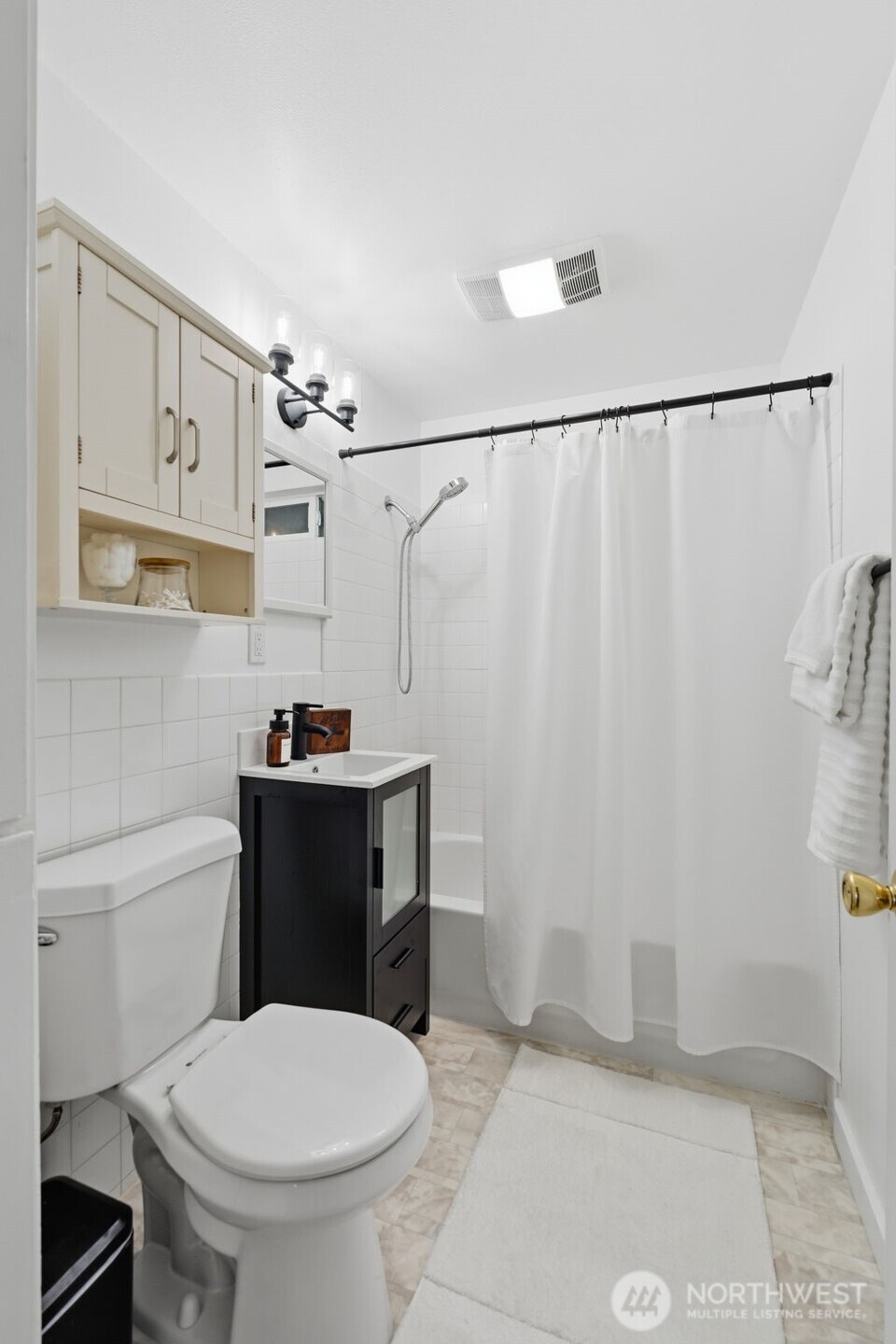 1816 Highland Drive Property Photo 13