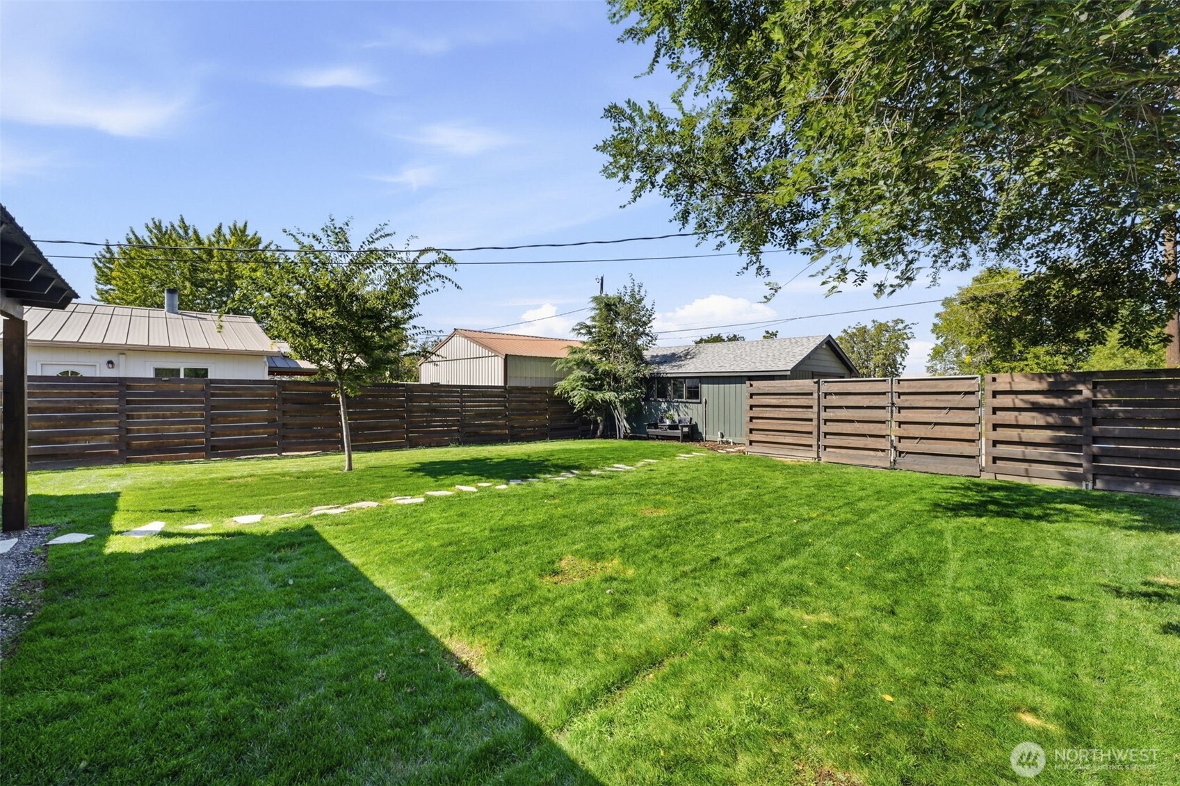 1816 Highland Drive Property Photo 17