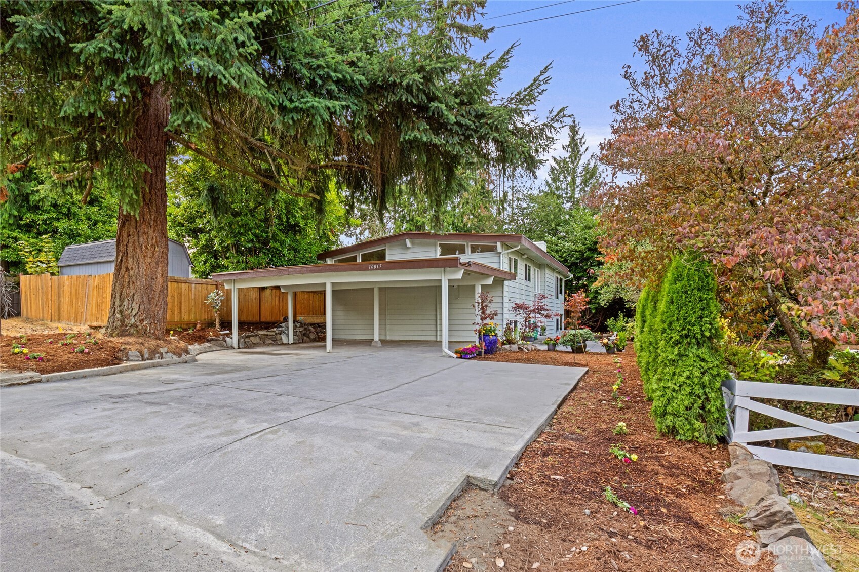 10017 12th Avenue Property Photo 2