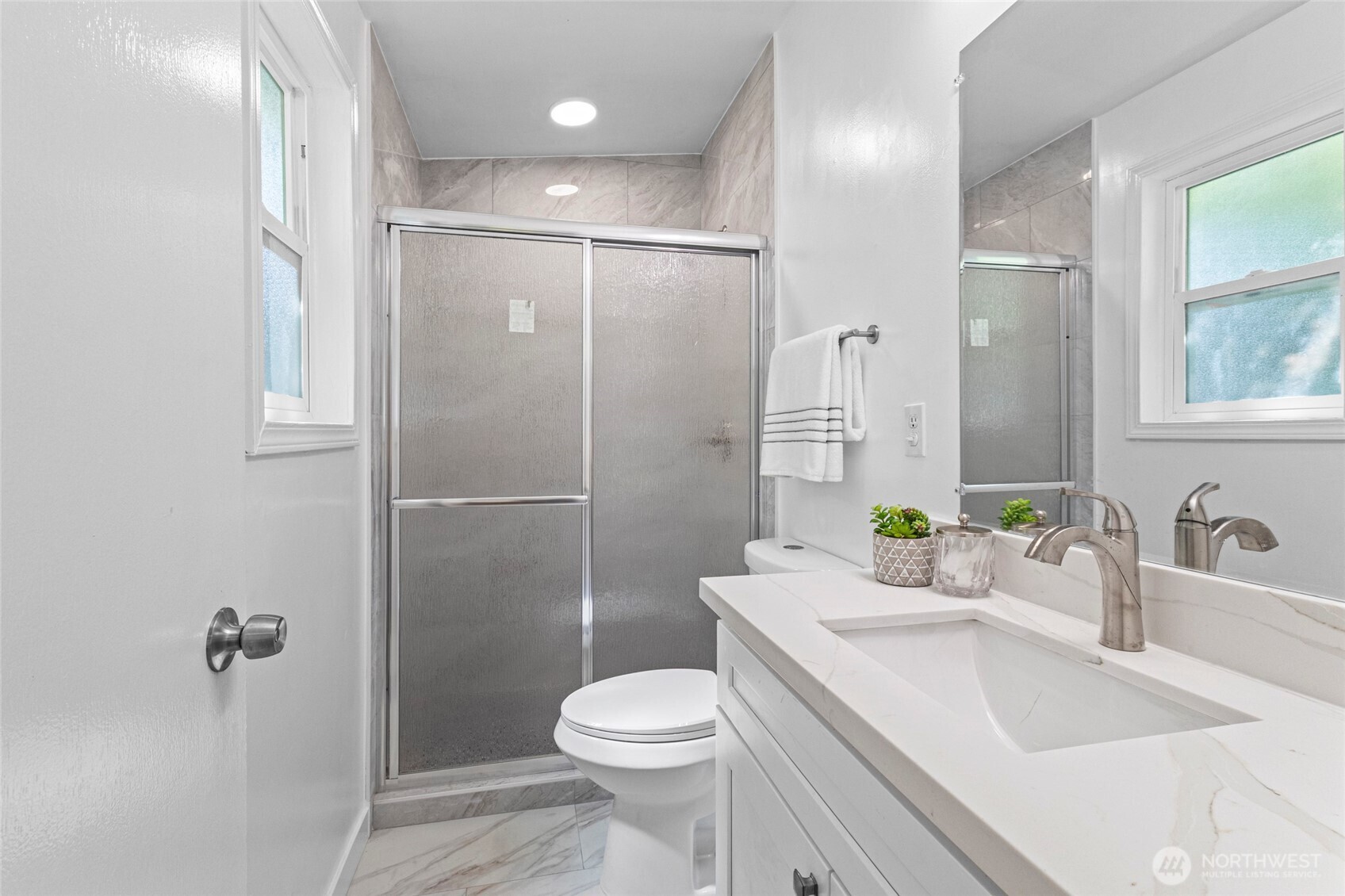 10017 12th Avenue Property Photo 9