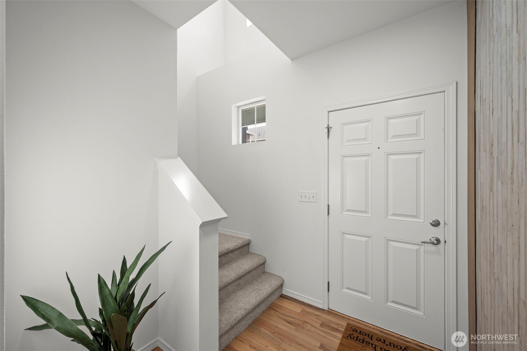 907 141st Place Property Photo 8