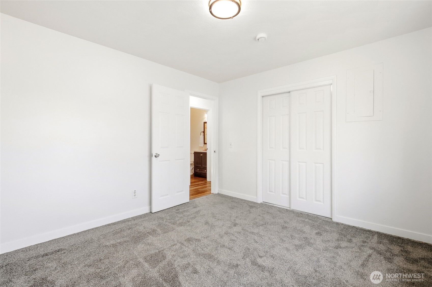 381 N Cascade Street Property Photo 25