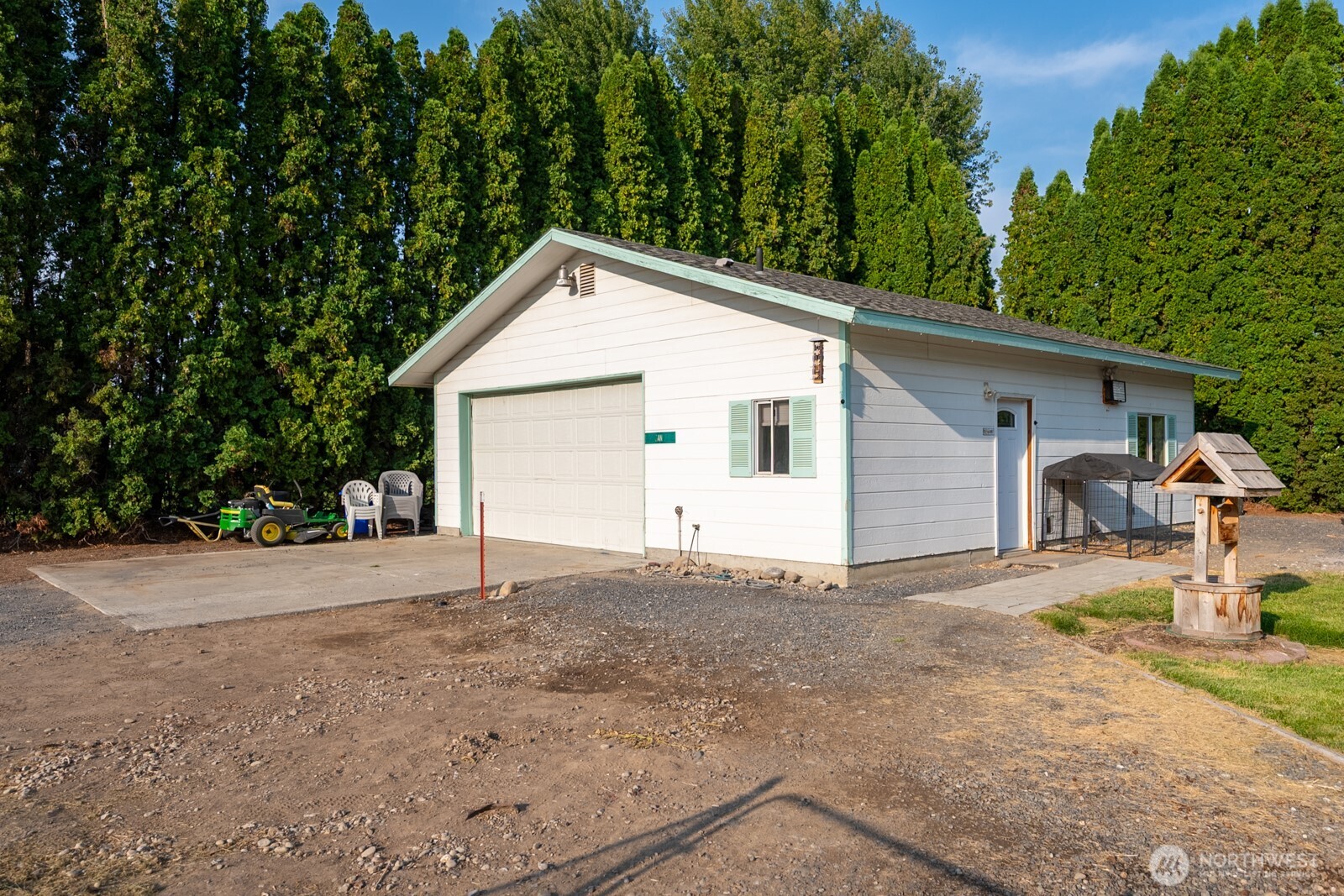4791 Bluff Drive Property Photo 7