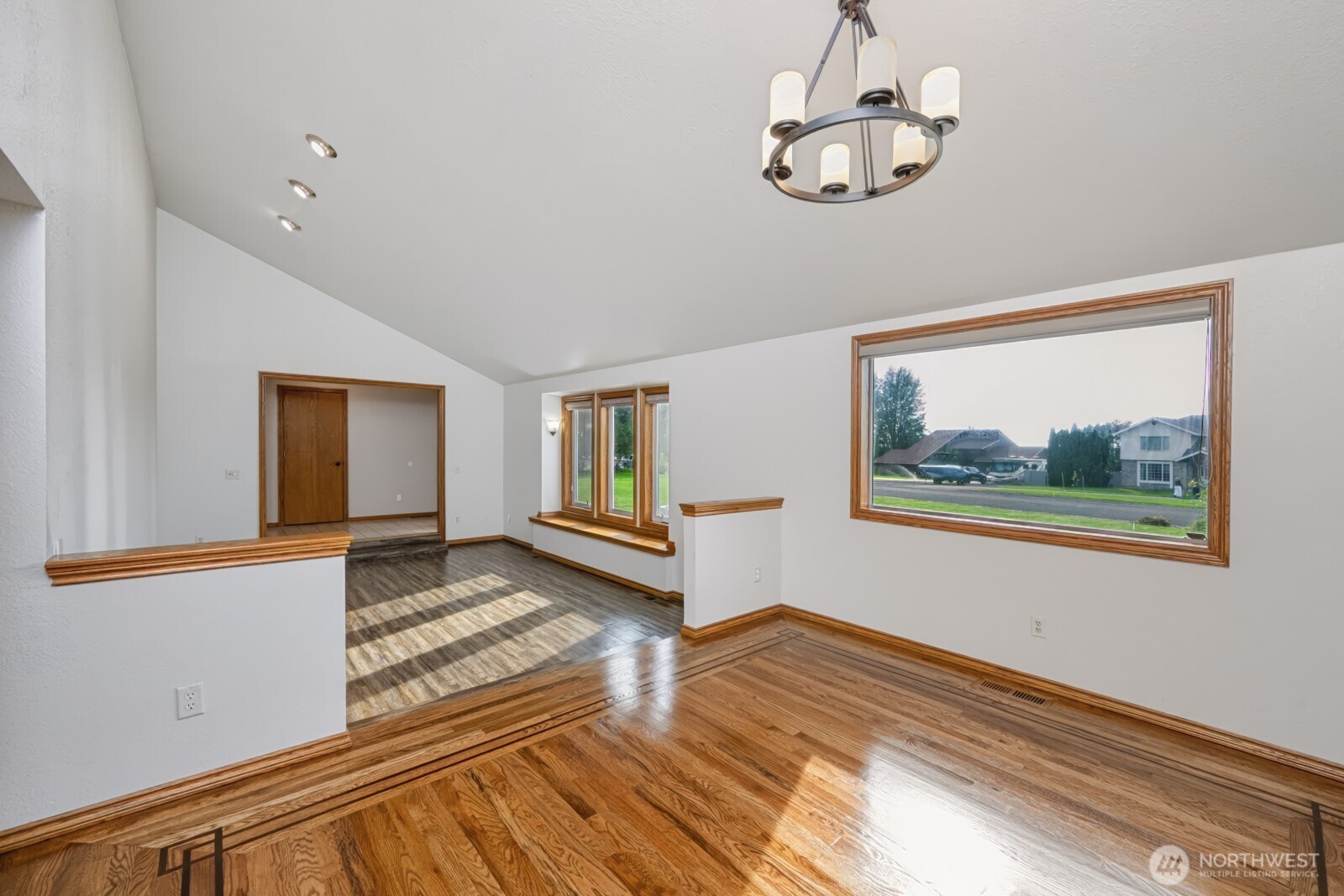 4791 Bluff Drive Property Photo 14