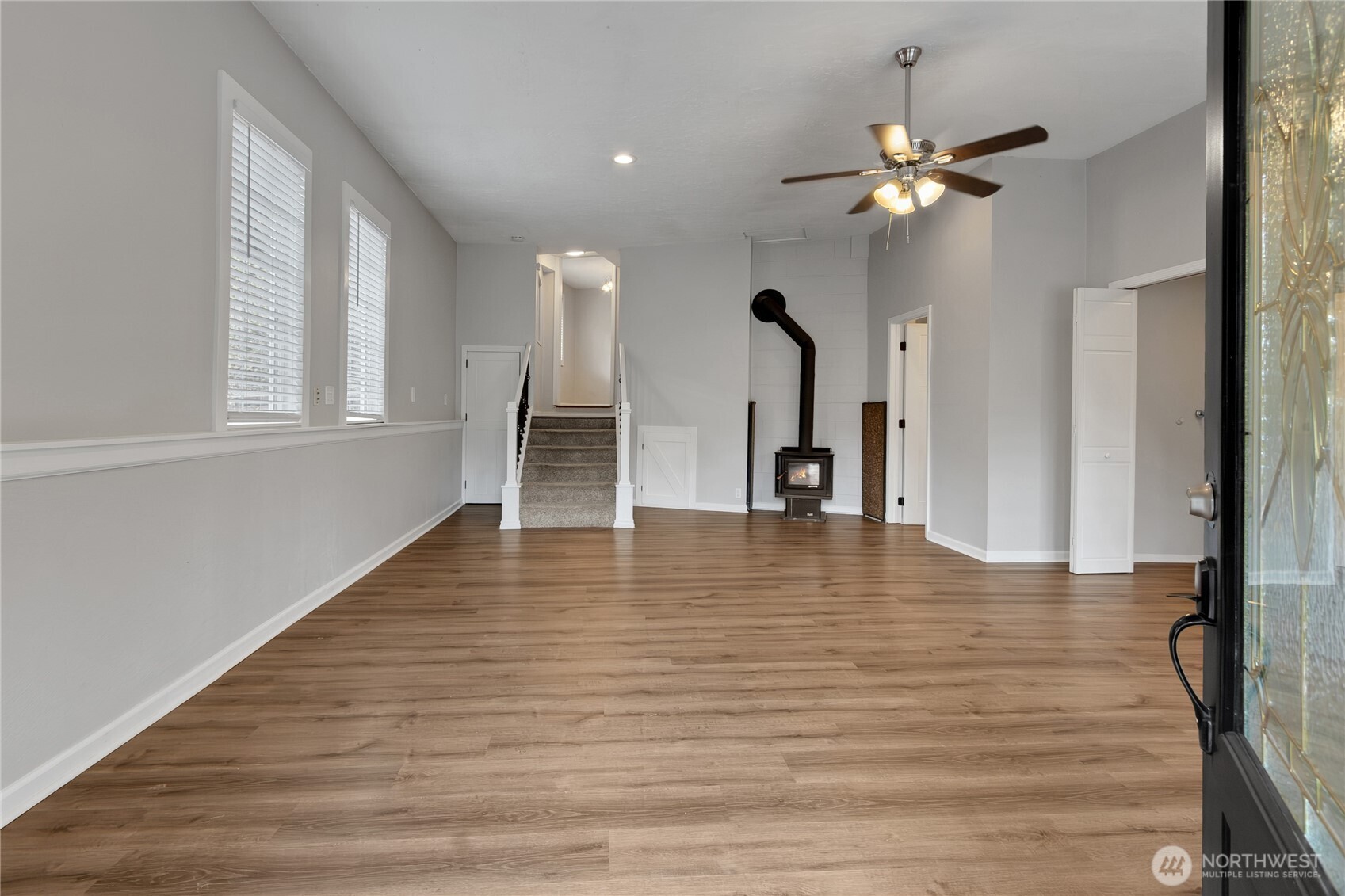 3416 Waller Road Property Photo 4