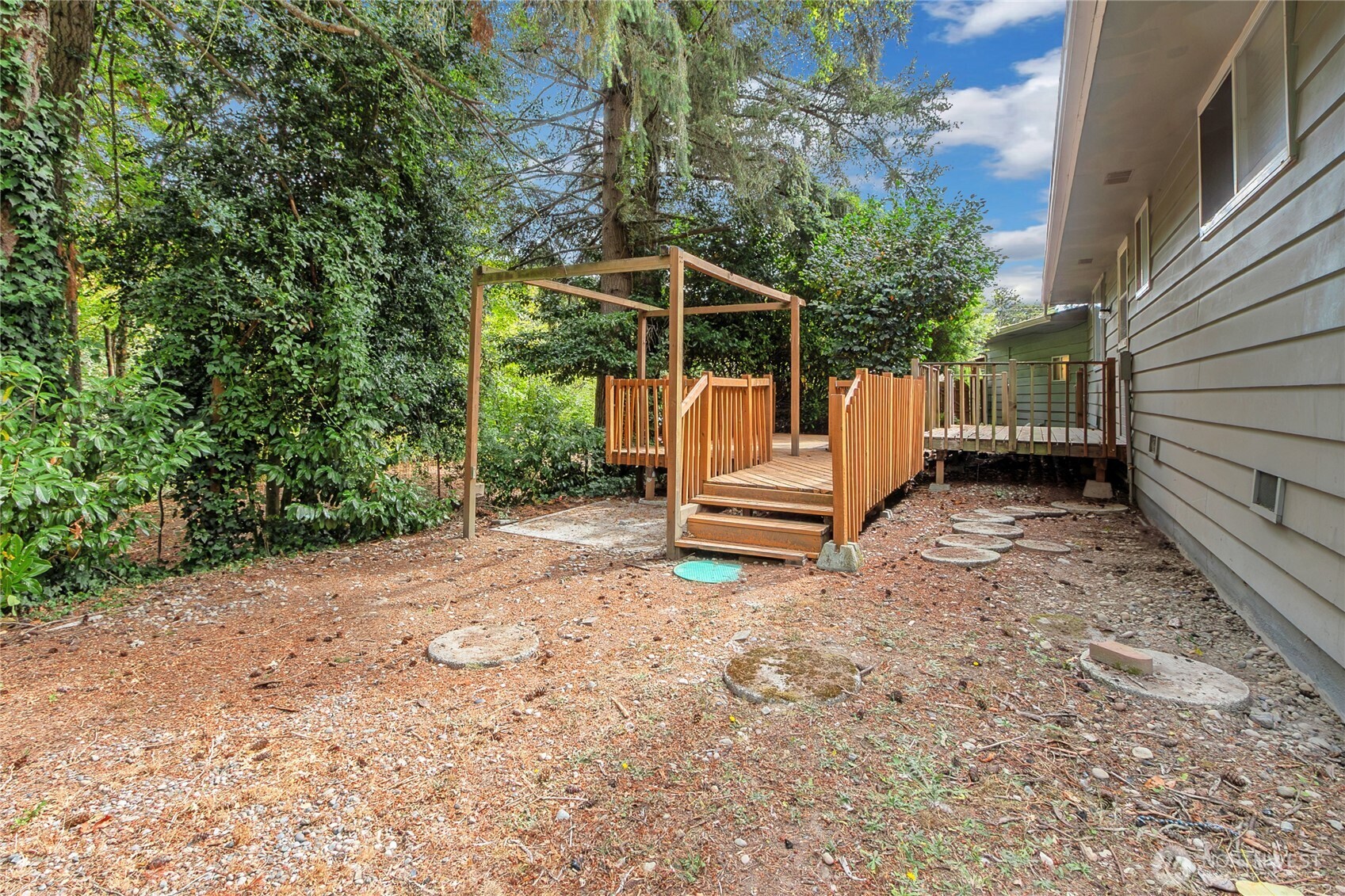 3416 Waller Road Property Photo 29