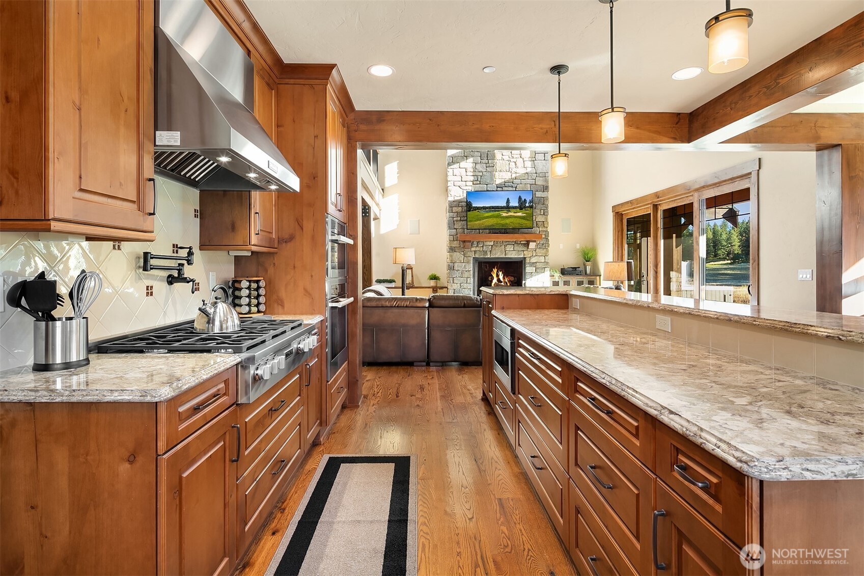 390 Tipple Hill Loop Property Photo 6