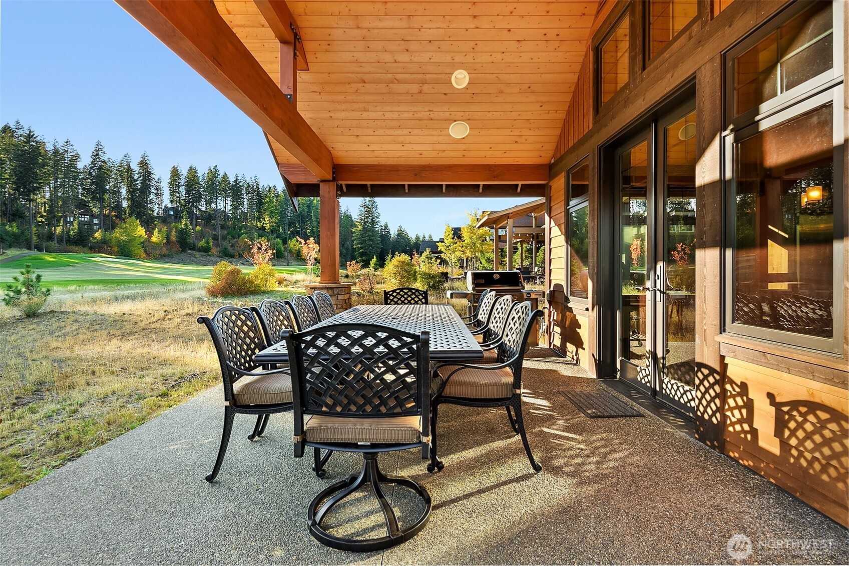 390 Tipple Hill Loop Property Photo 9
