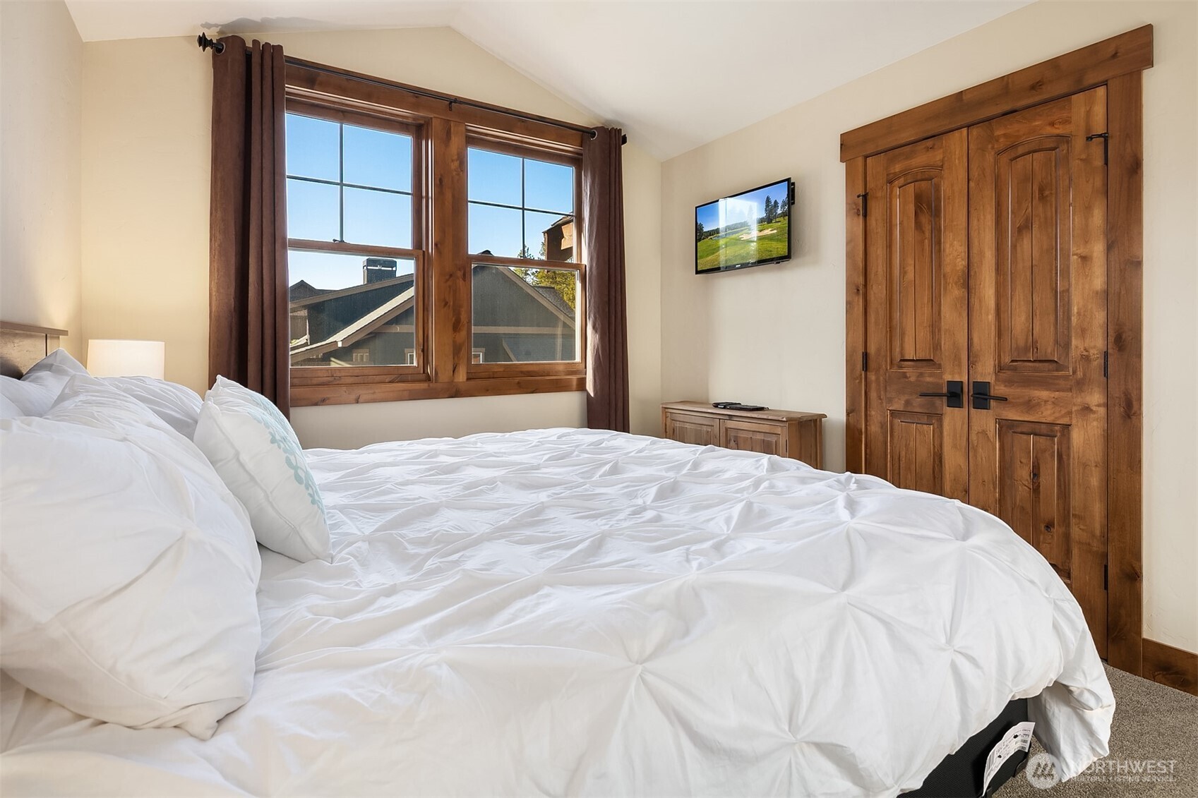 390 Tipple Hill Loop Property Photo 18