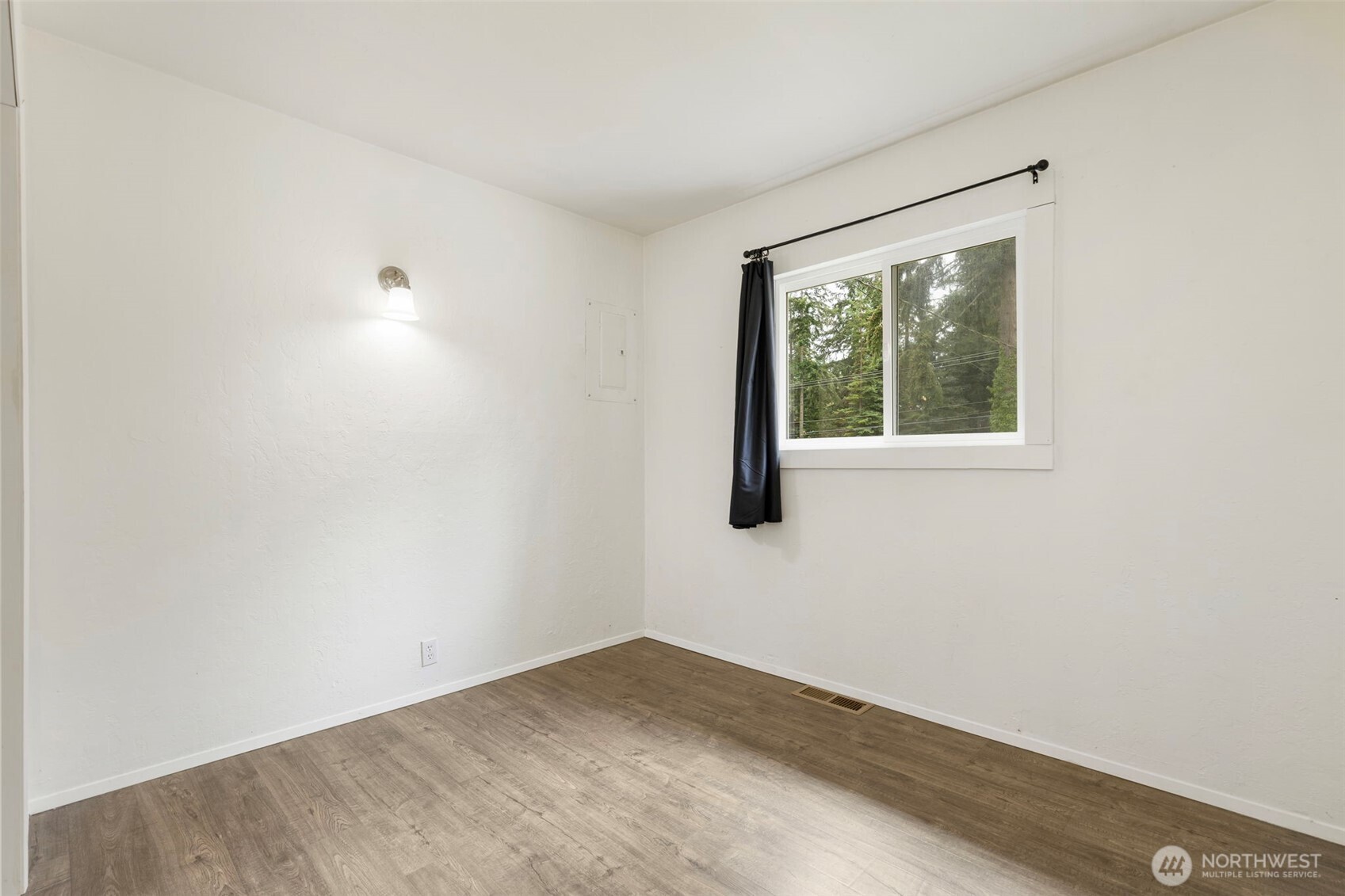 36132 Hood Canal Drive Property Photo 16