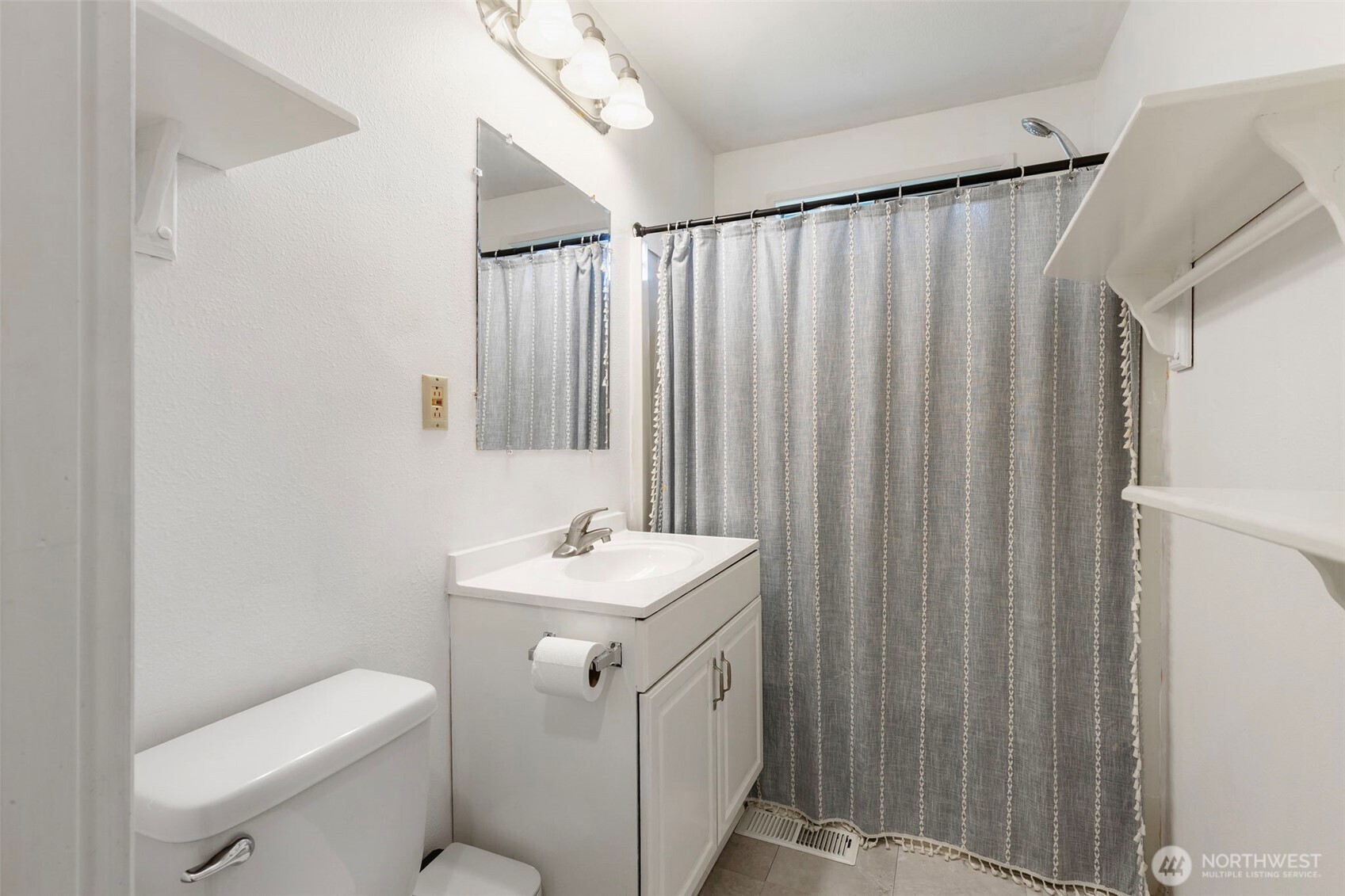 36132 Hood Canal Drive Property Photo 17