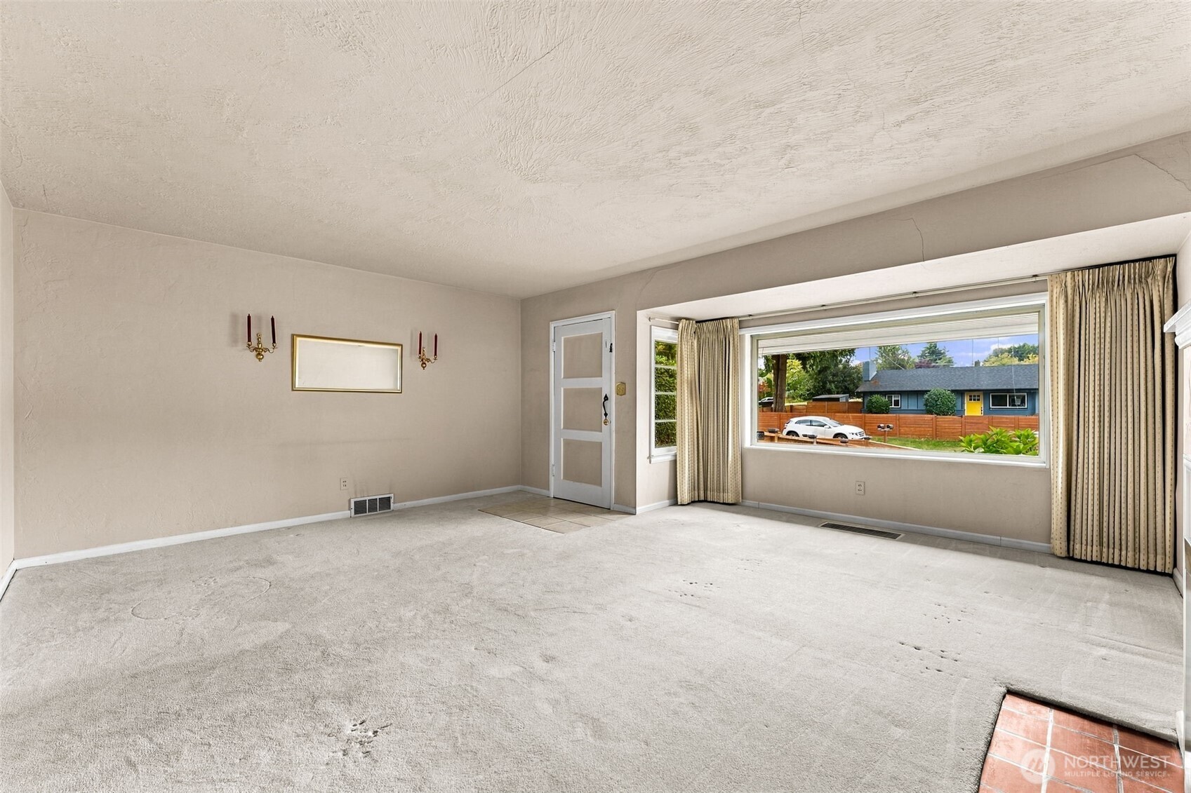 10454 2nd Avenue Property Photo 4