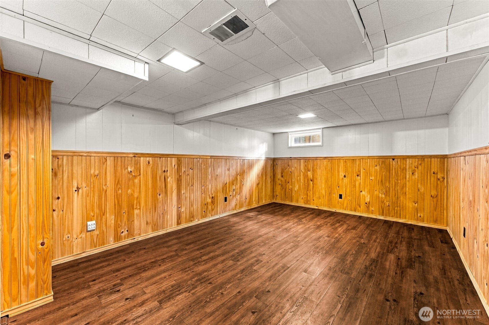 10454 2nd Avenue Property Photo 18