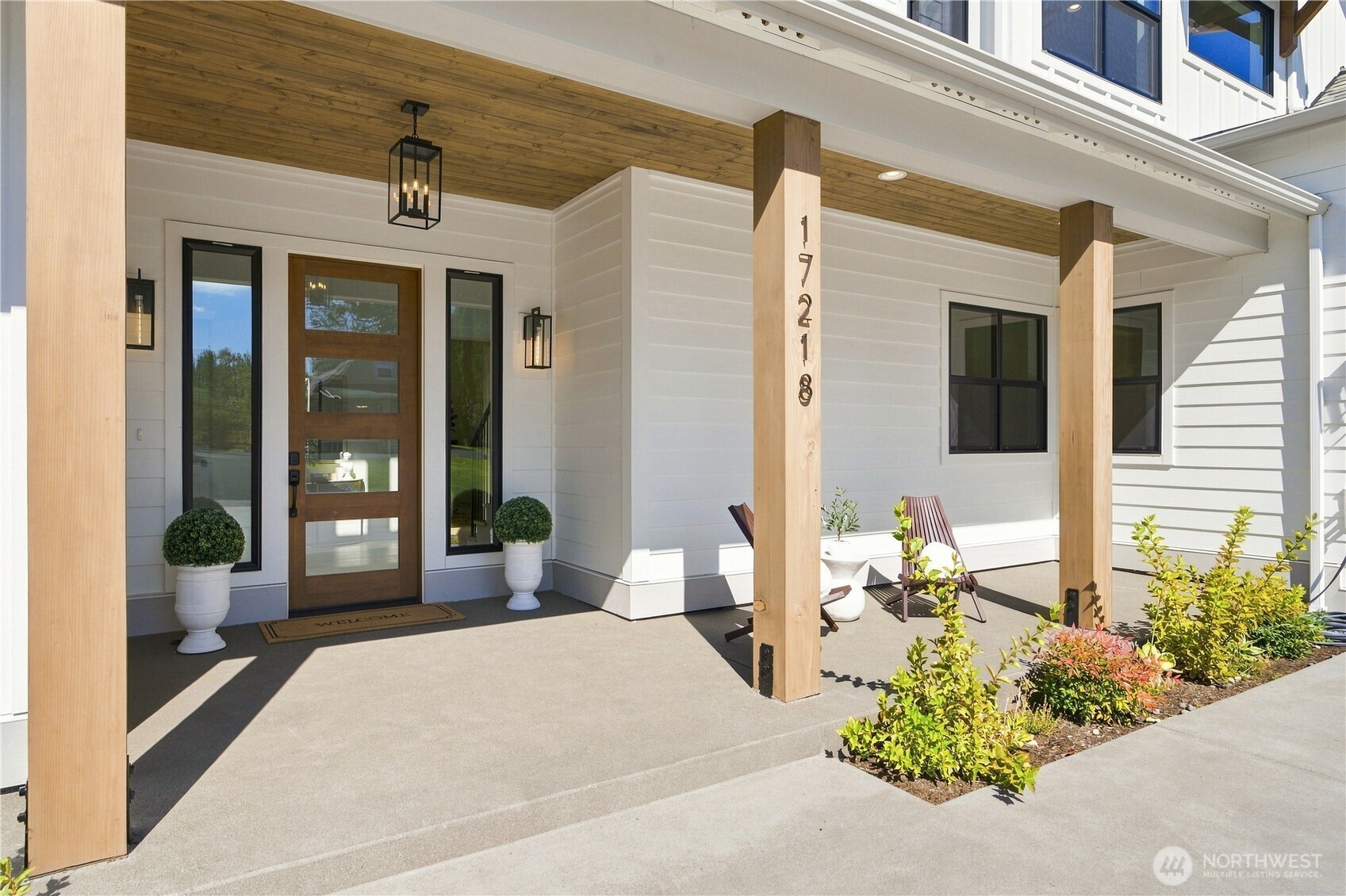 17218 & 17220 Ne Woodinville Duvall Road Property Photo 3