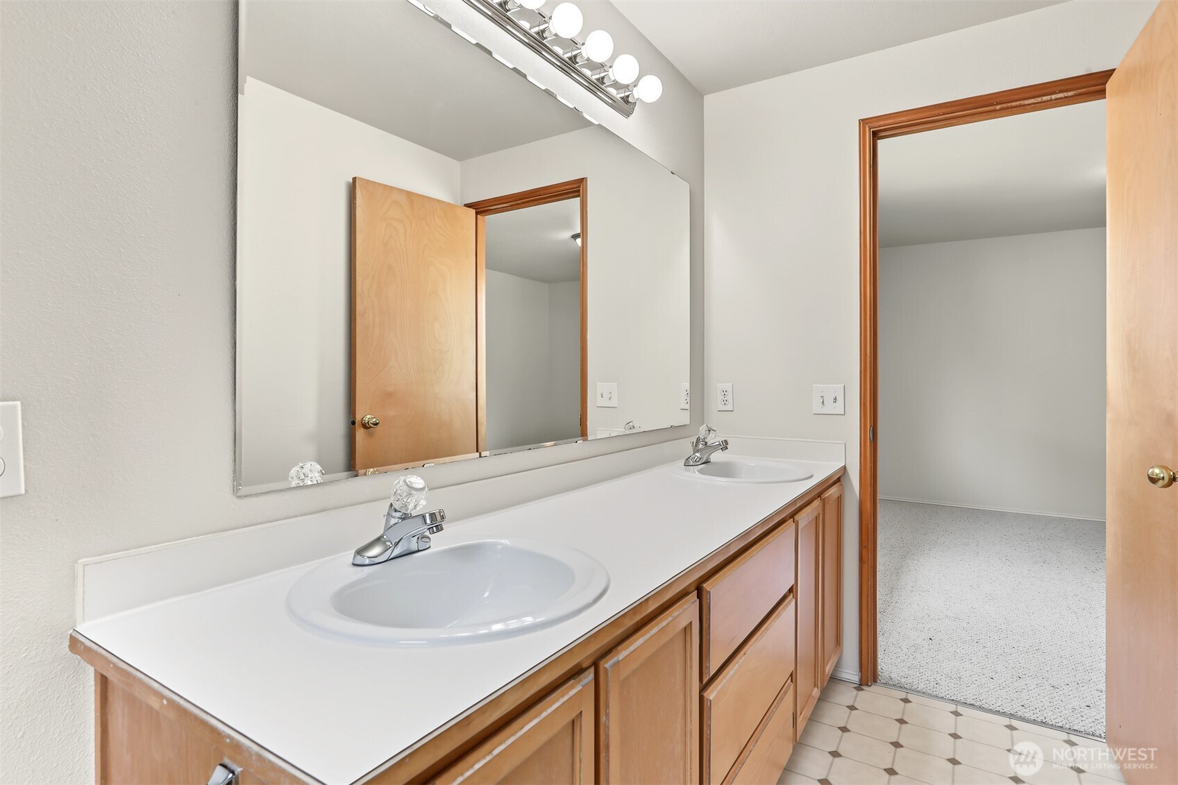 16955 Allison Street Property Photo 14