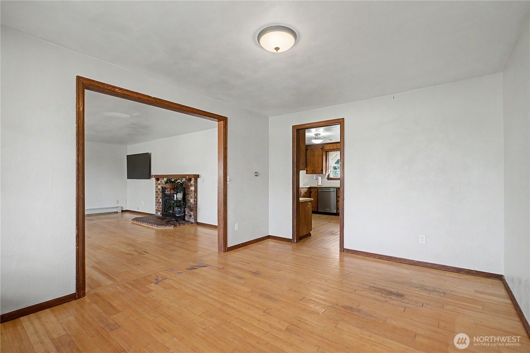 11632 Crockett Street Property Photo 6
