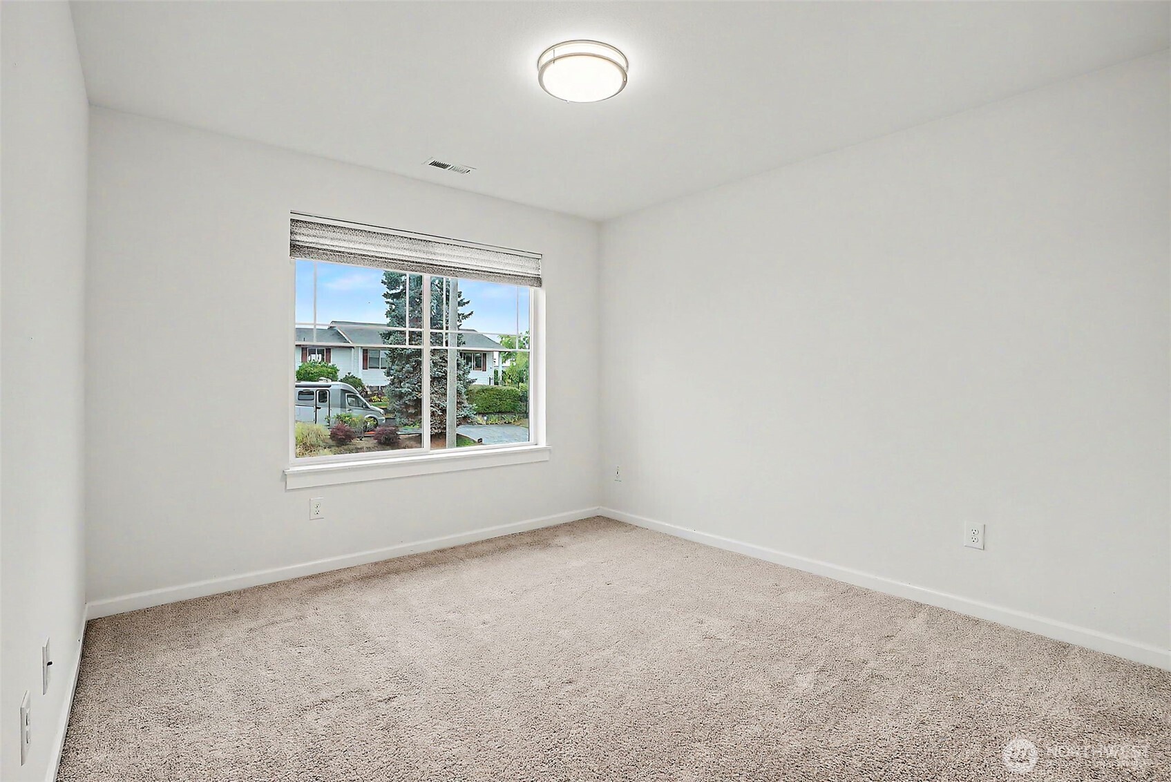 27432 12th Place Property Photo 28