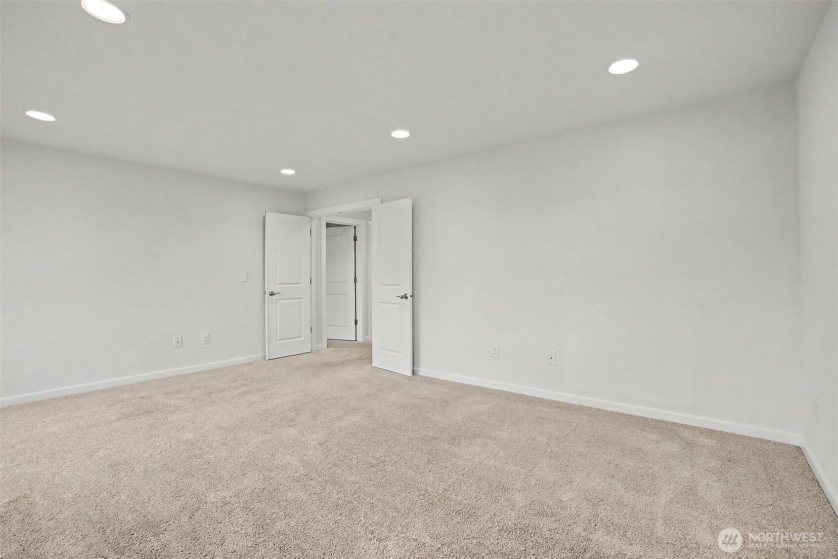 27432 12th Place Property Photo 30