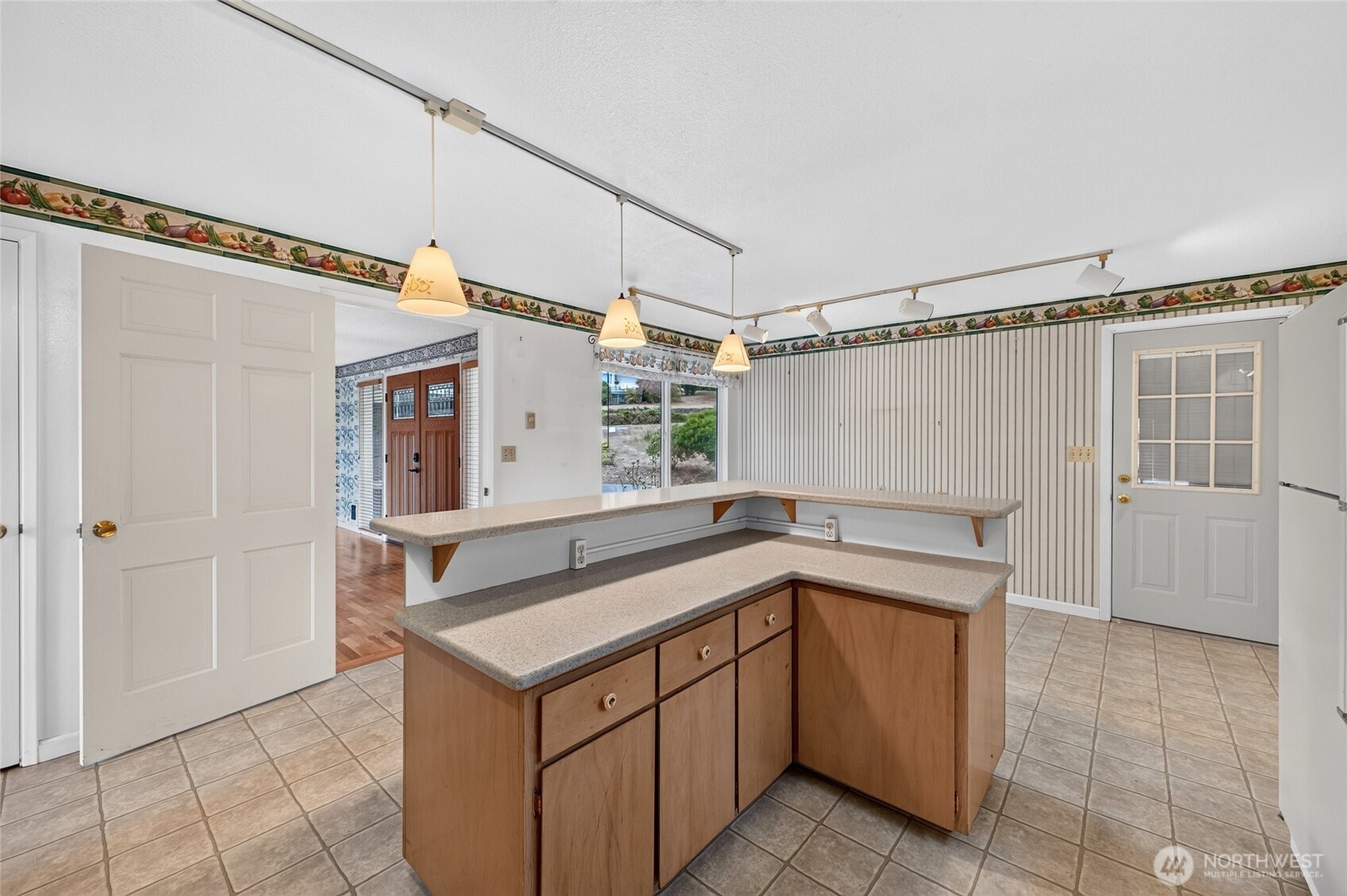 9309 Peacock Hill Avenue Property Photo 13