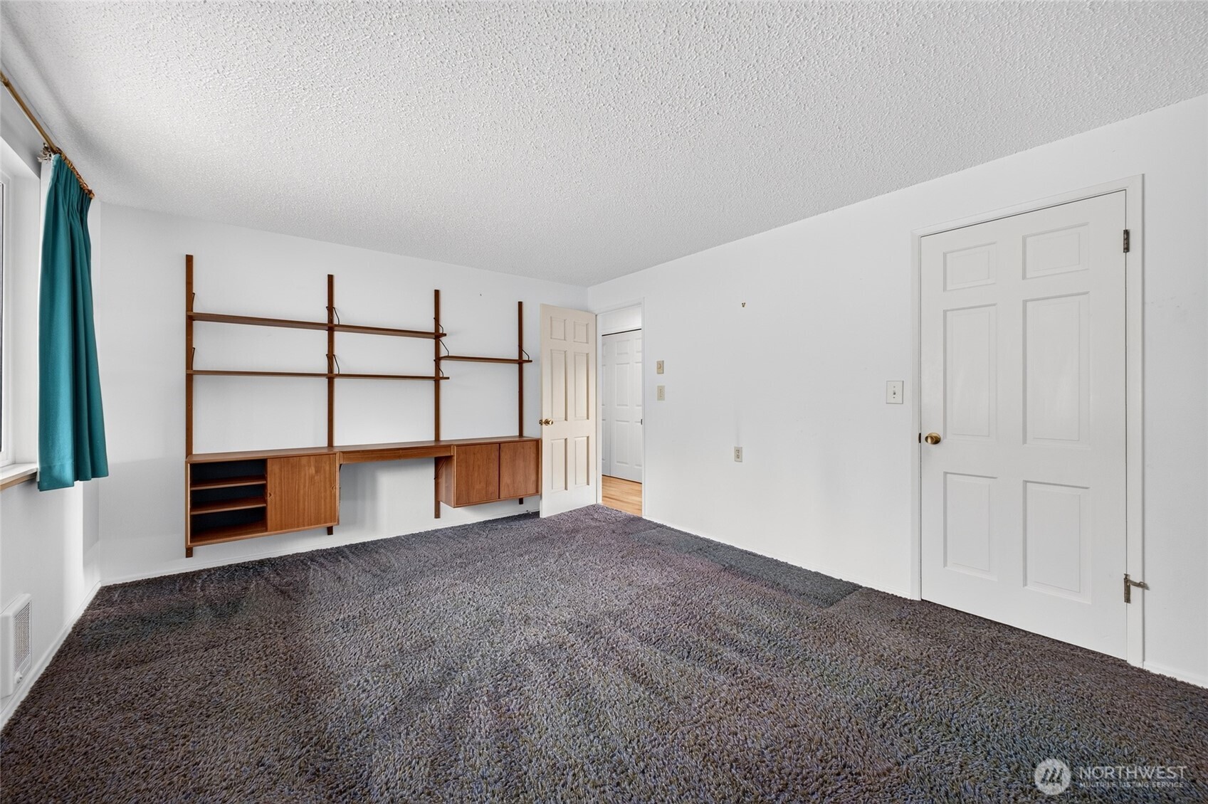 9309 Peacock Hill Avenue Property Photo 20