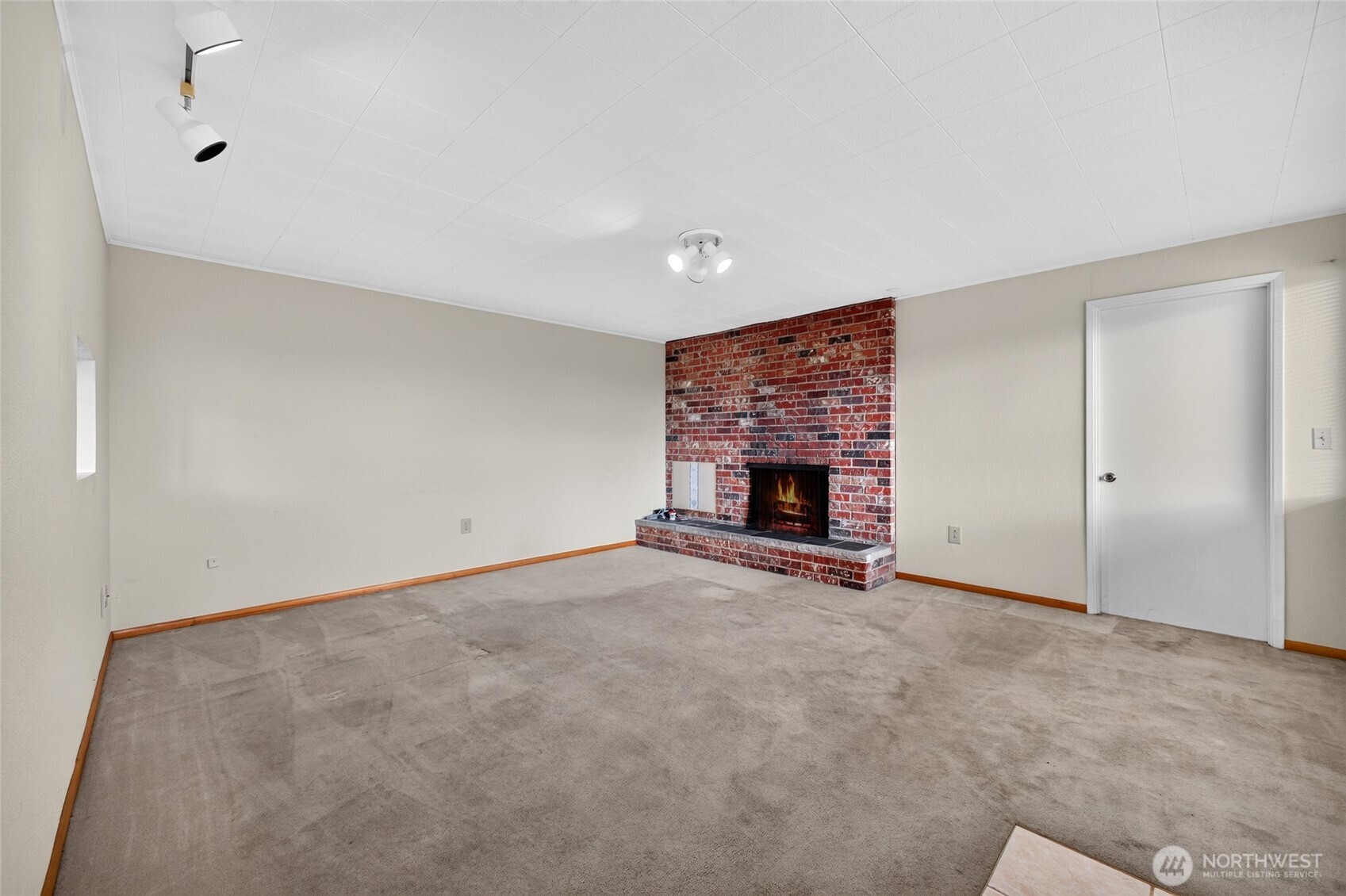 9309 Peacock Hill Avenue Property Photo 27