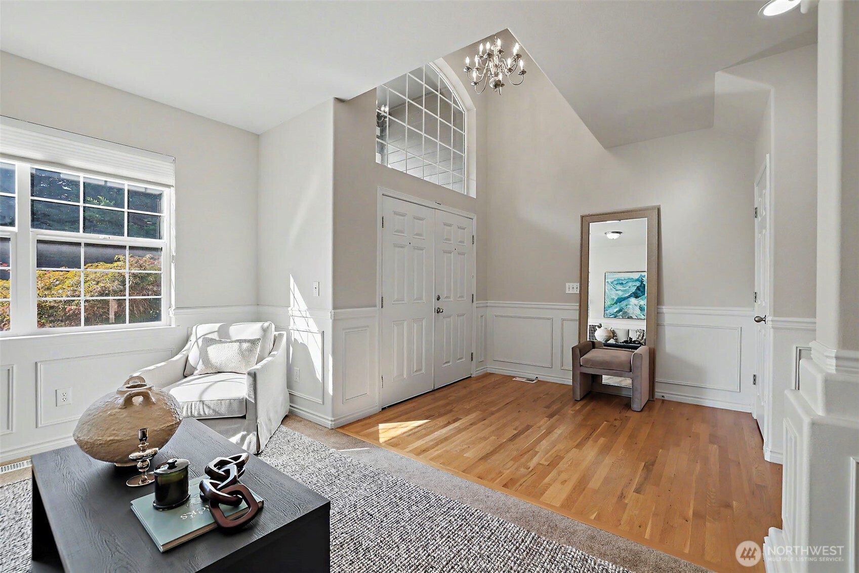 4011 160th Place Property Photo 2