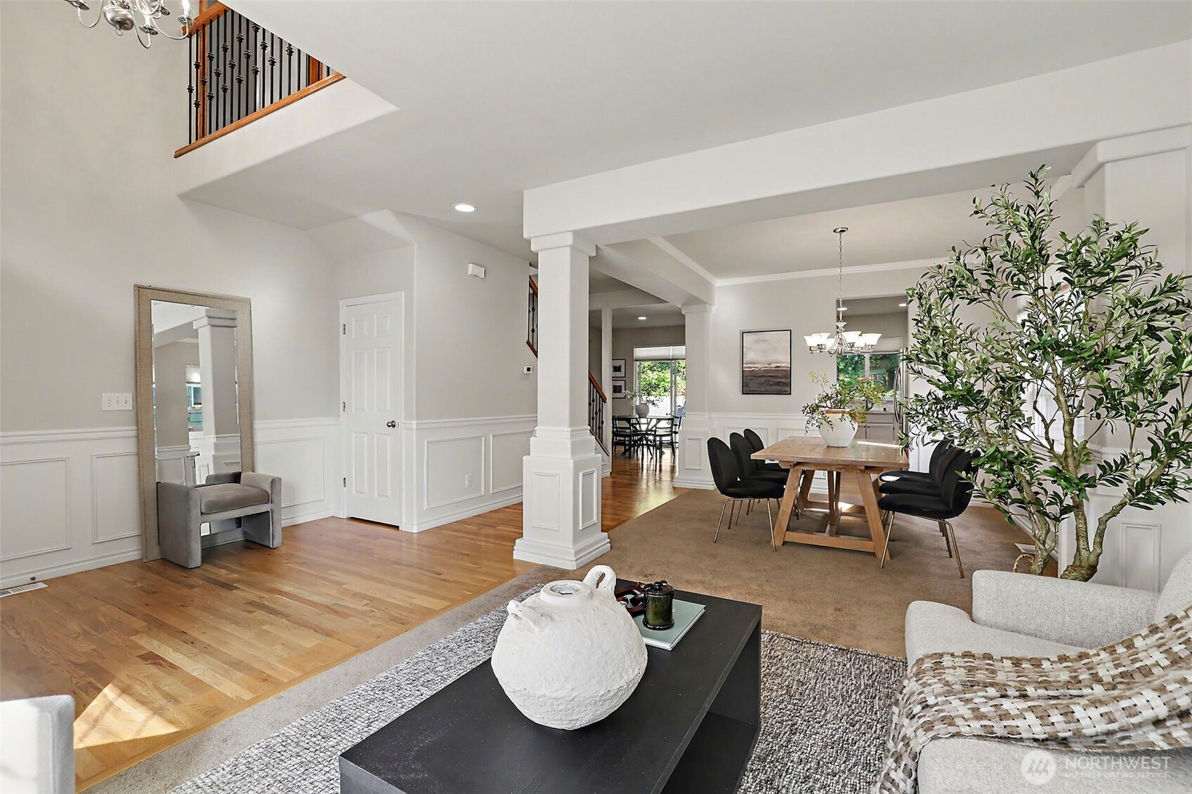 4011 160th Place Property Photo 3