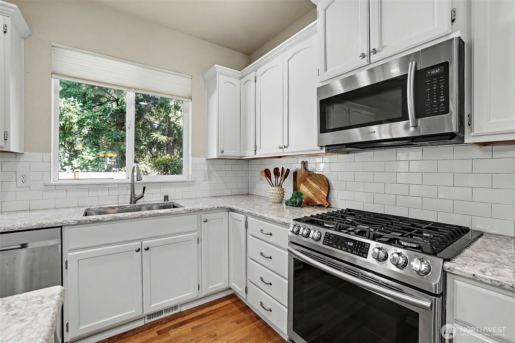 4011 160th Place Property Photo 7