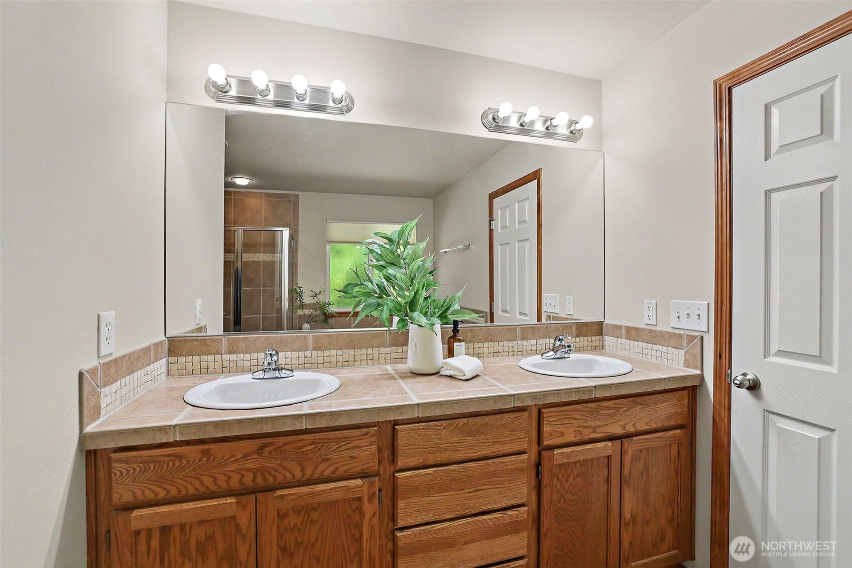 4011 160th Place Property Photo 27