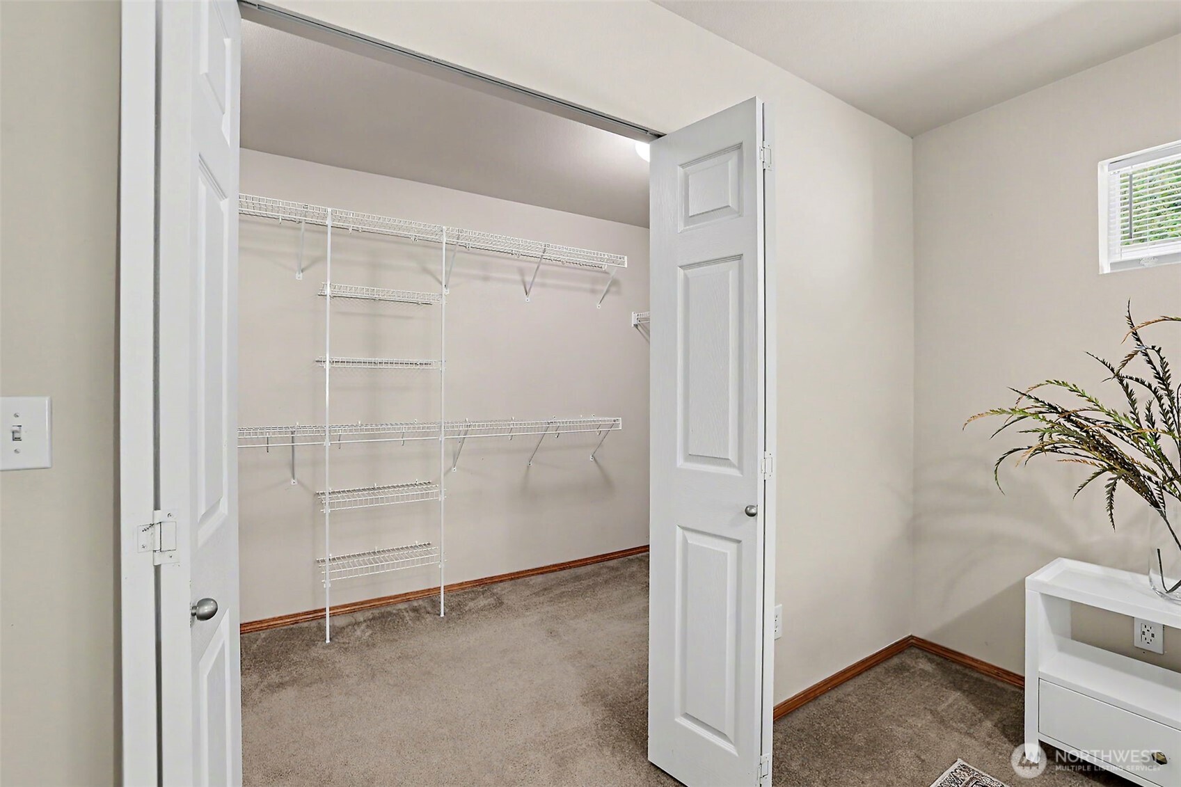 4011 160th Place Property Photo 28