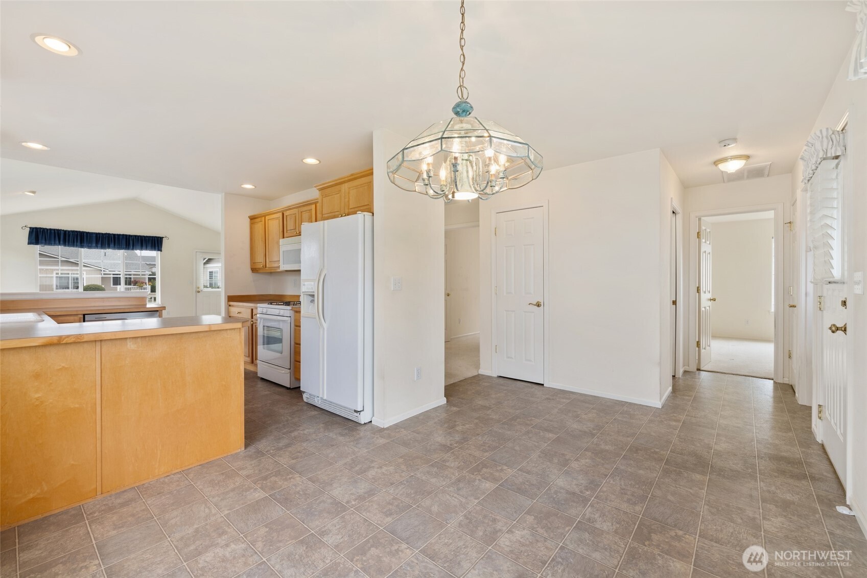1138 Lopez Ln Property Photo 13