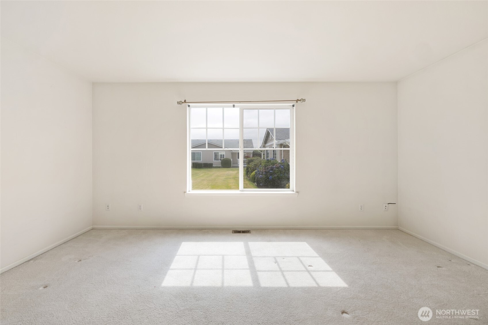 1138 Lopez Ln Property Photo 17