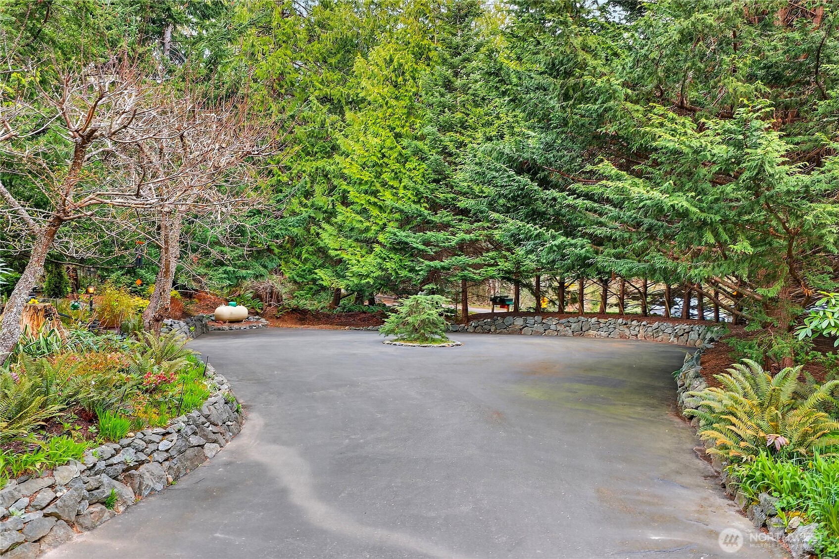 4141 Edith Point Road Property Photo 13