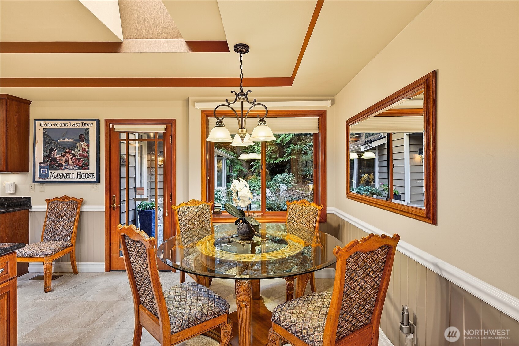 4141 Edith Point Road Property Photo 21